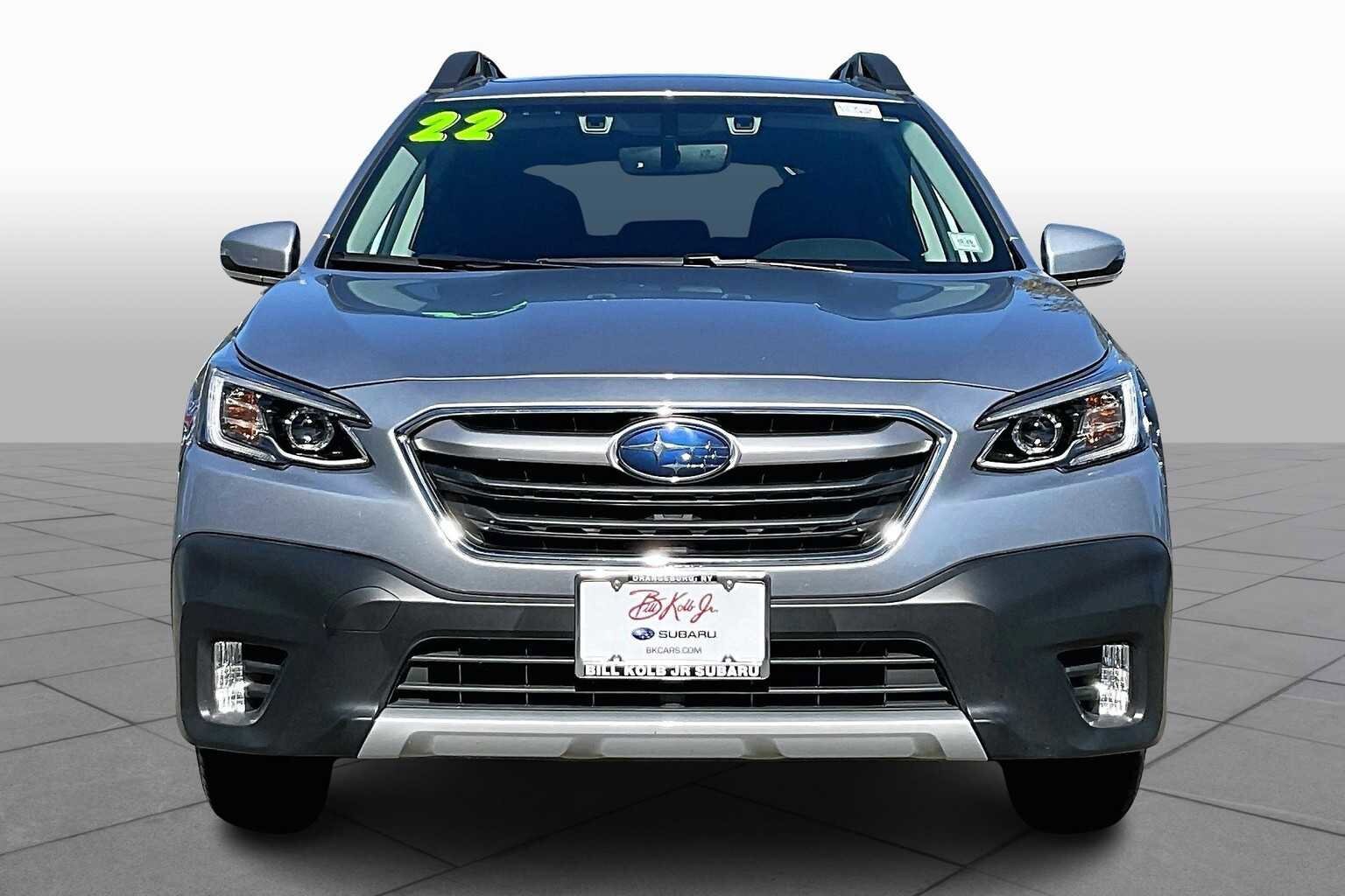2022 Subaru Outback Limited XT photo 3