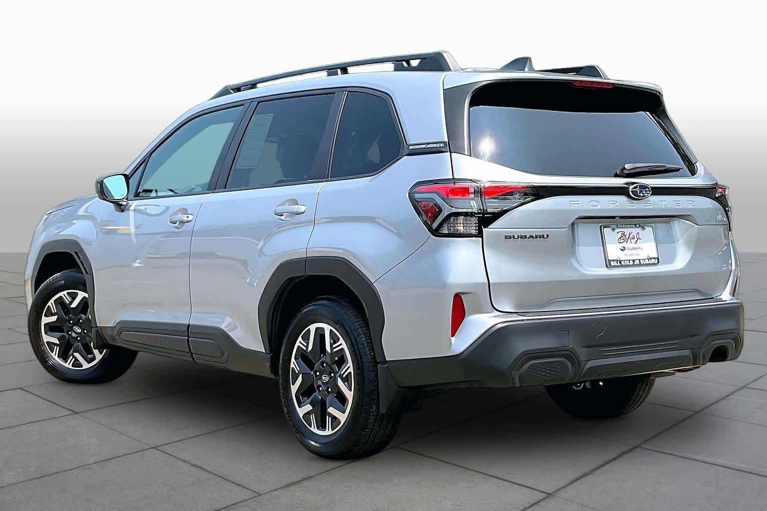 2026 Subaru Forester Premium - Photo 13