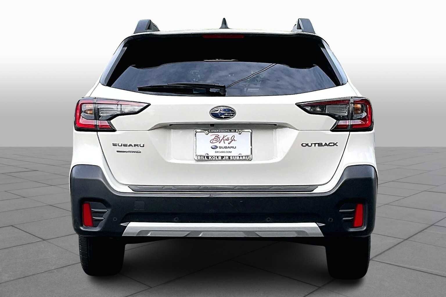 2022 Subaru Outback Limited photo 4