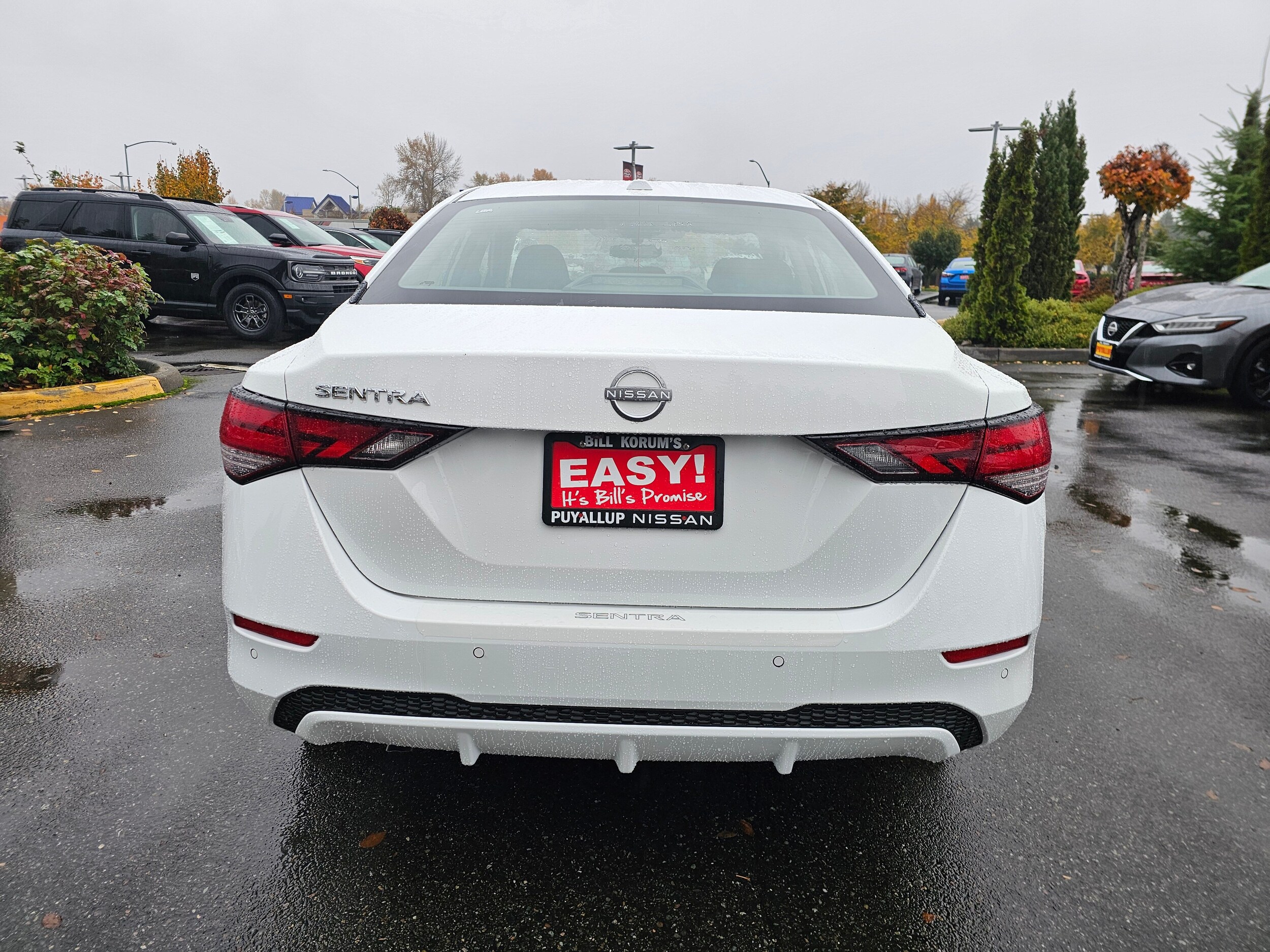 2025 Nissan Sentra SV photo 4