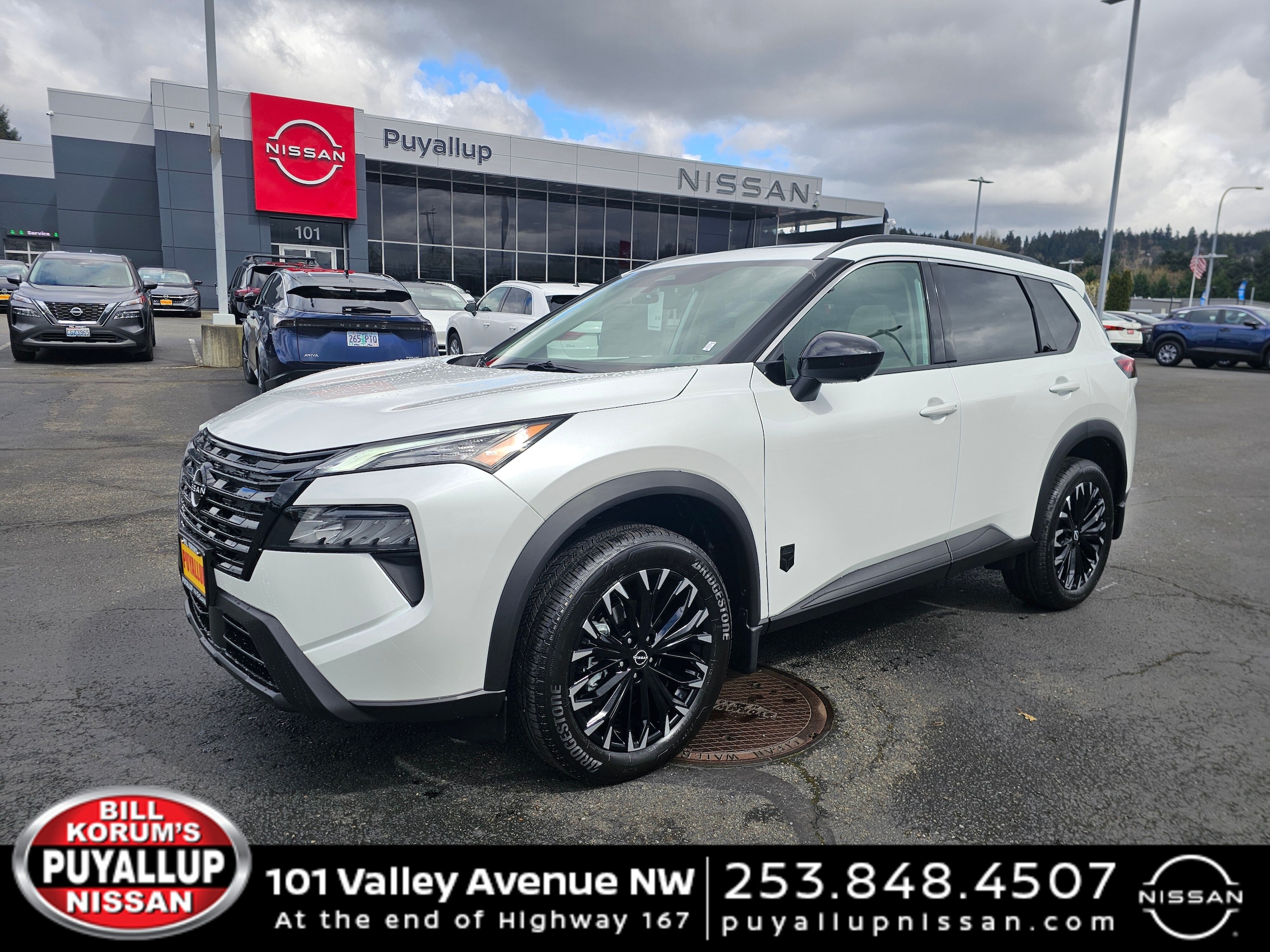 2026 Nissan Rogue Dark Armor AWD's photo