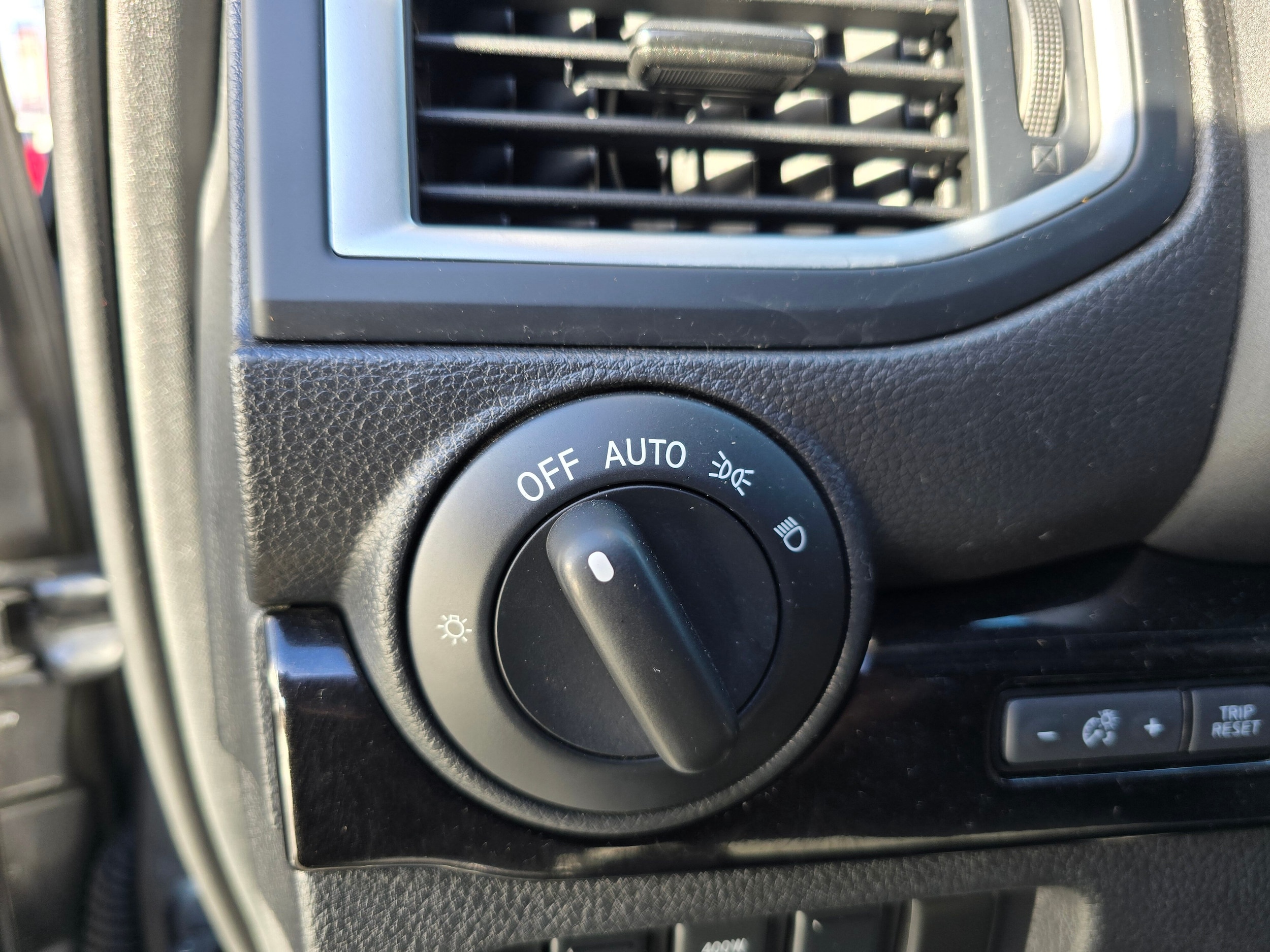 2019 Nissan Titan XD SV - Photo 26