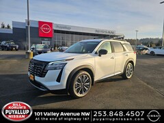 2026 Nissan Pathfinder Platinum SUV