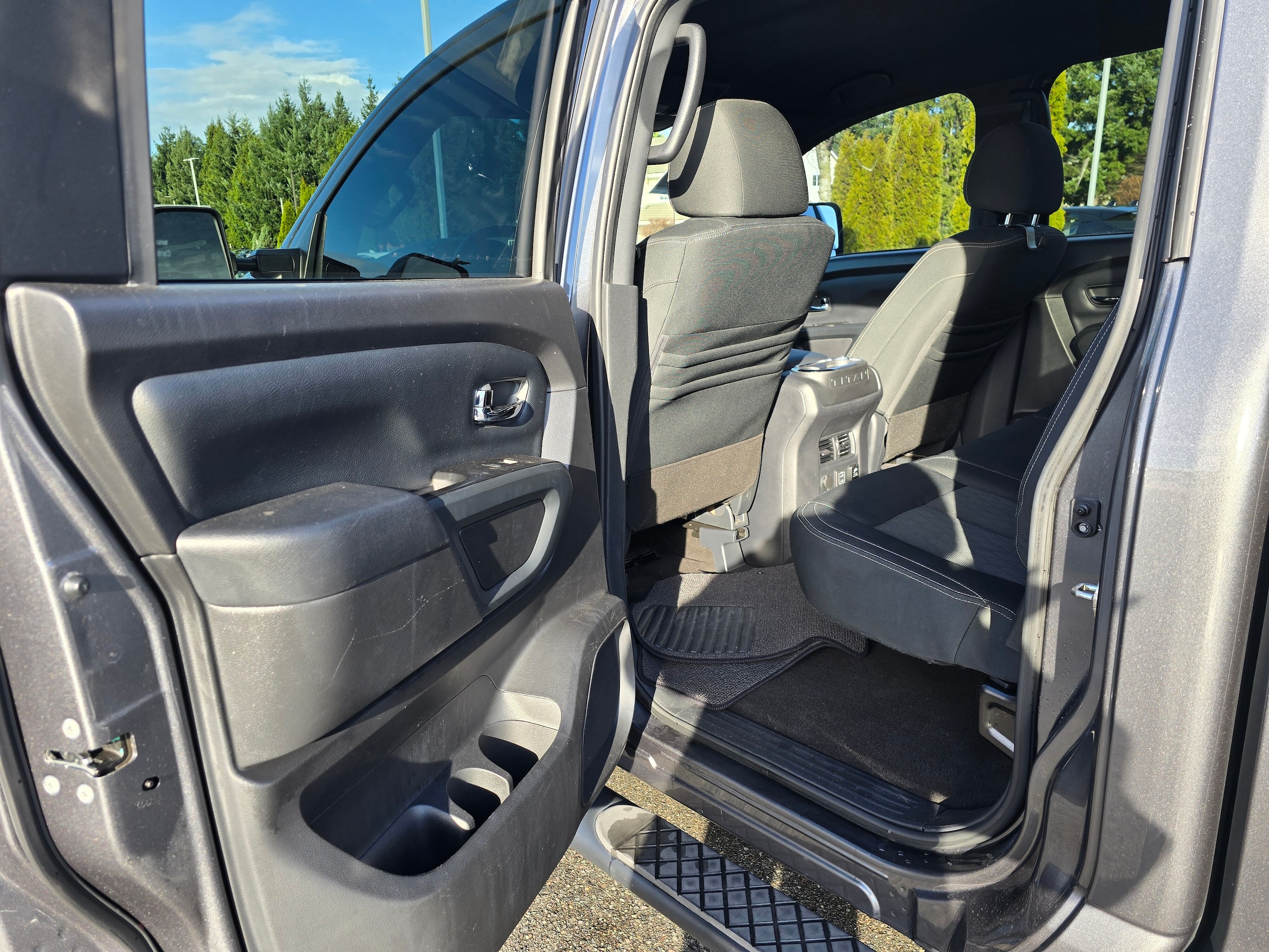 2019 Nissan Titan XD SV - Photo 16