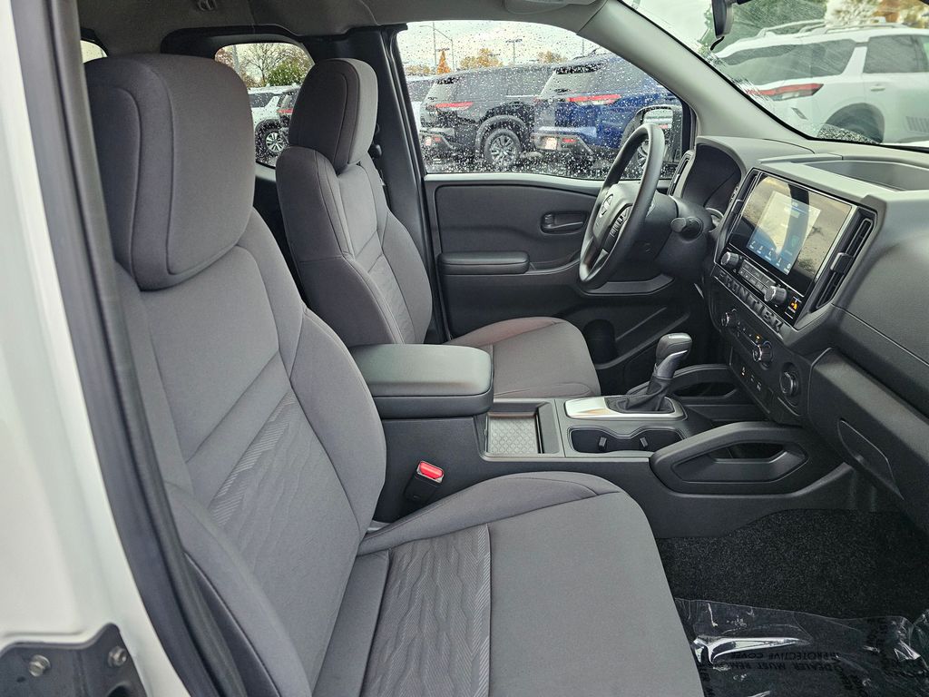 2026 Nissan Frontier S - Photo 11