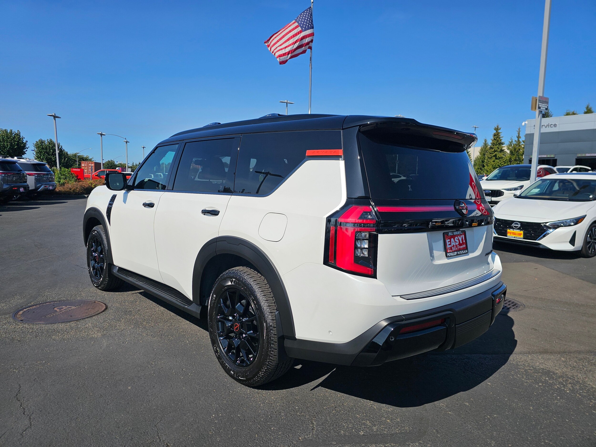2026 Nissan Armada photo 3