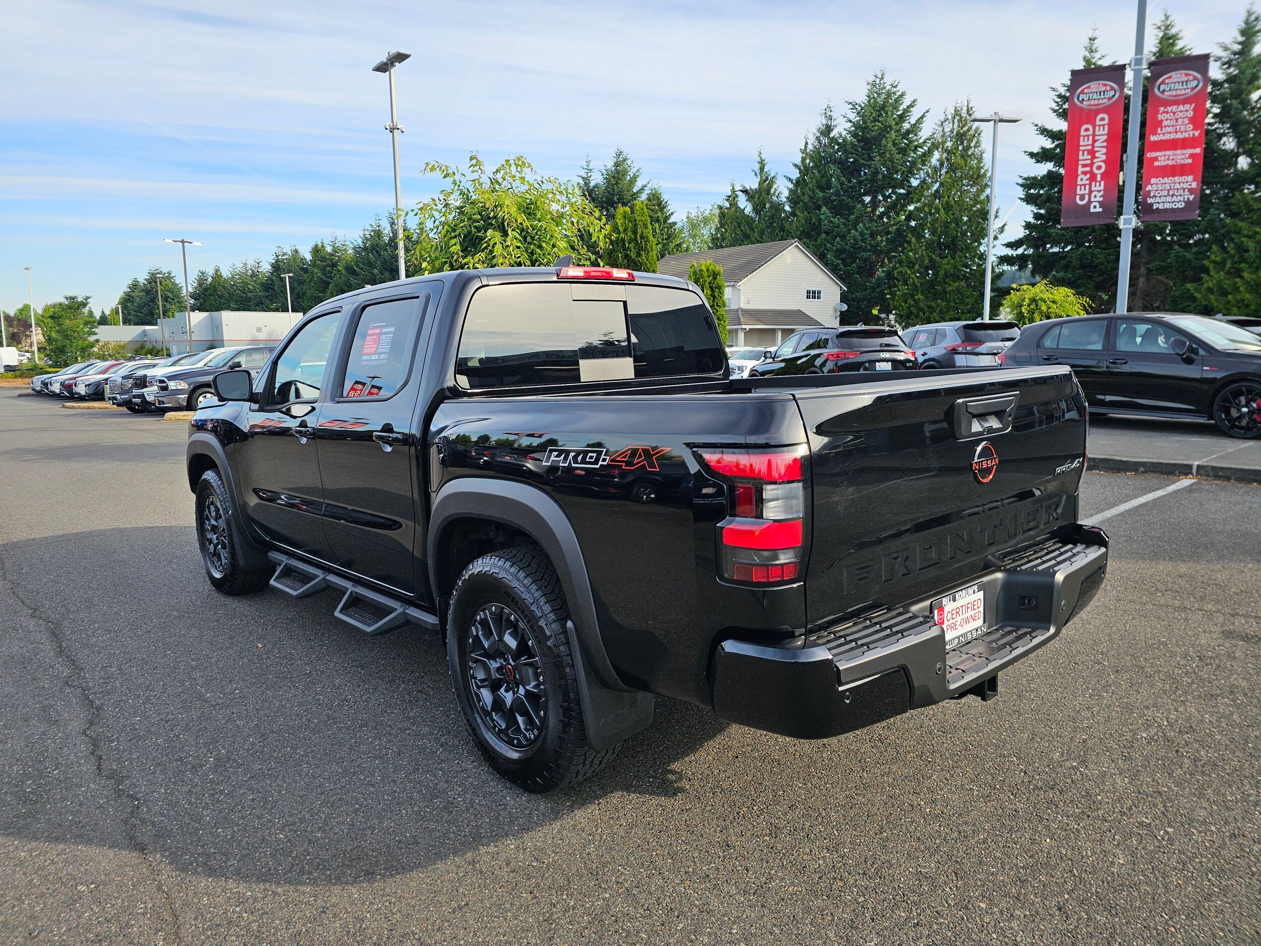 2023 Nissan Frontier PRO-4X photo 3
