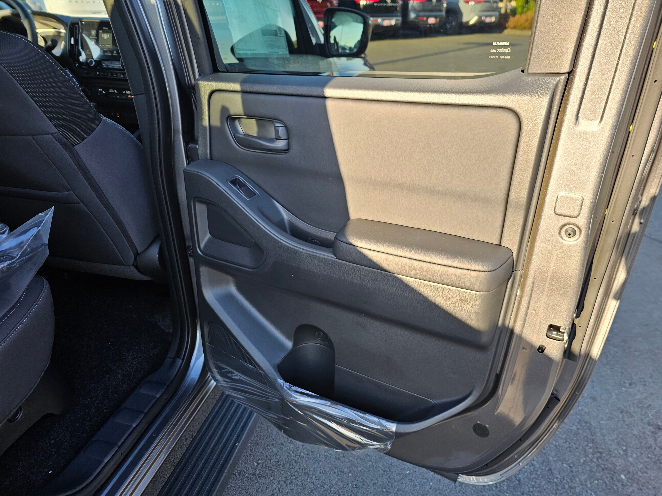 2026 Nissan Frontier SV - Photo 14
