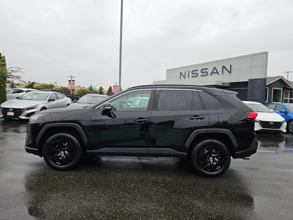 Used 2021 Toyota RAV4 LE SUV