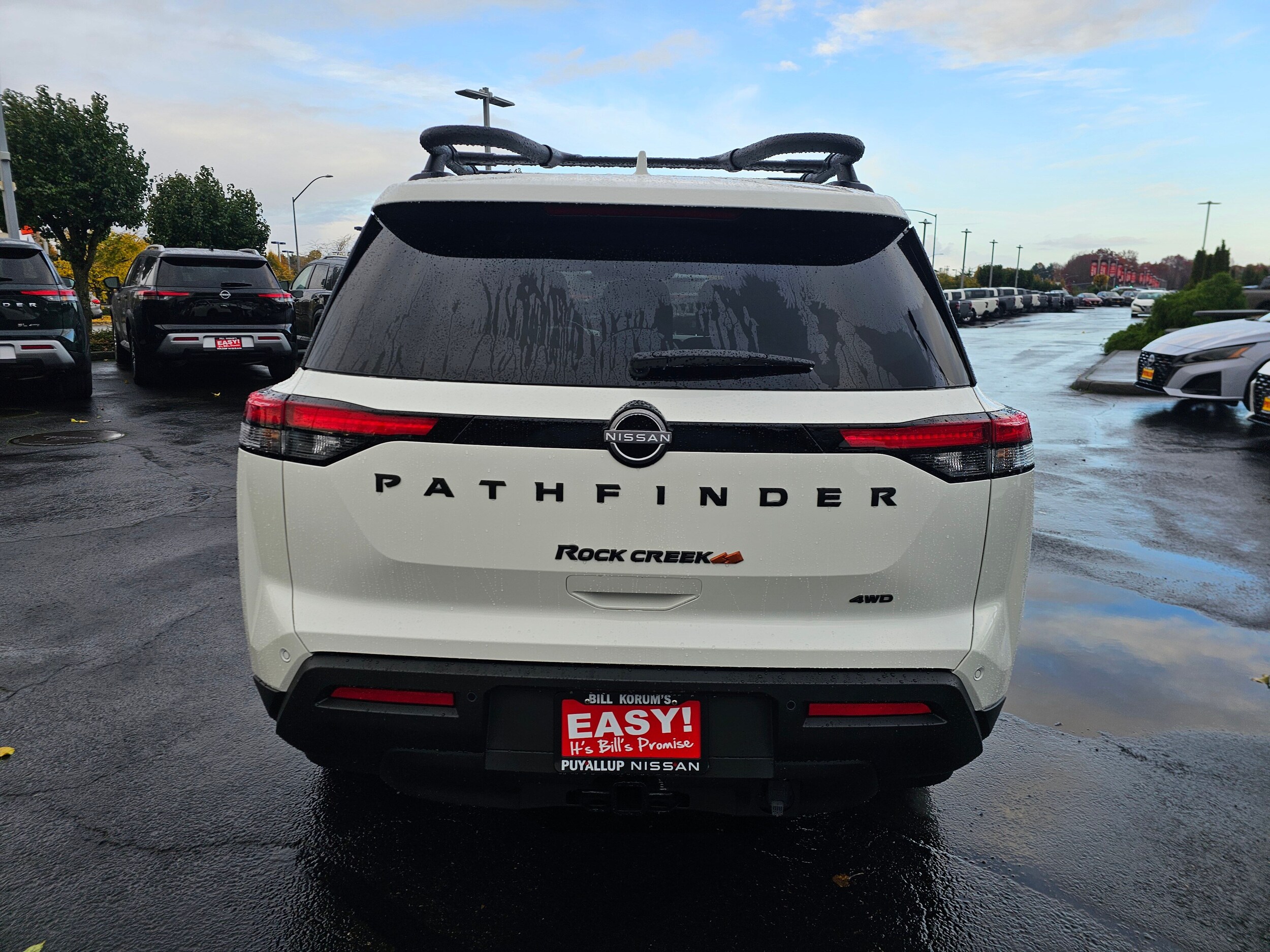 2025 Nissan Pathfinder Rock Creek photo 2