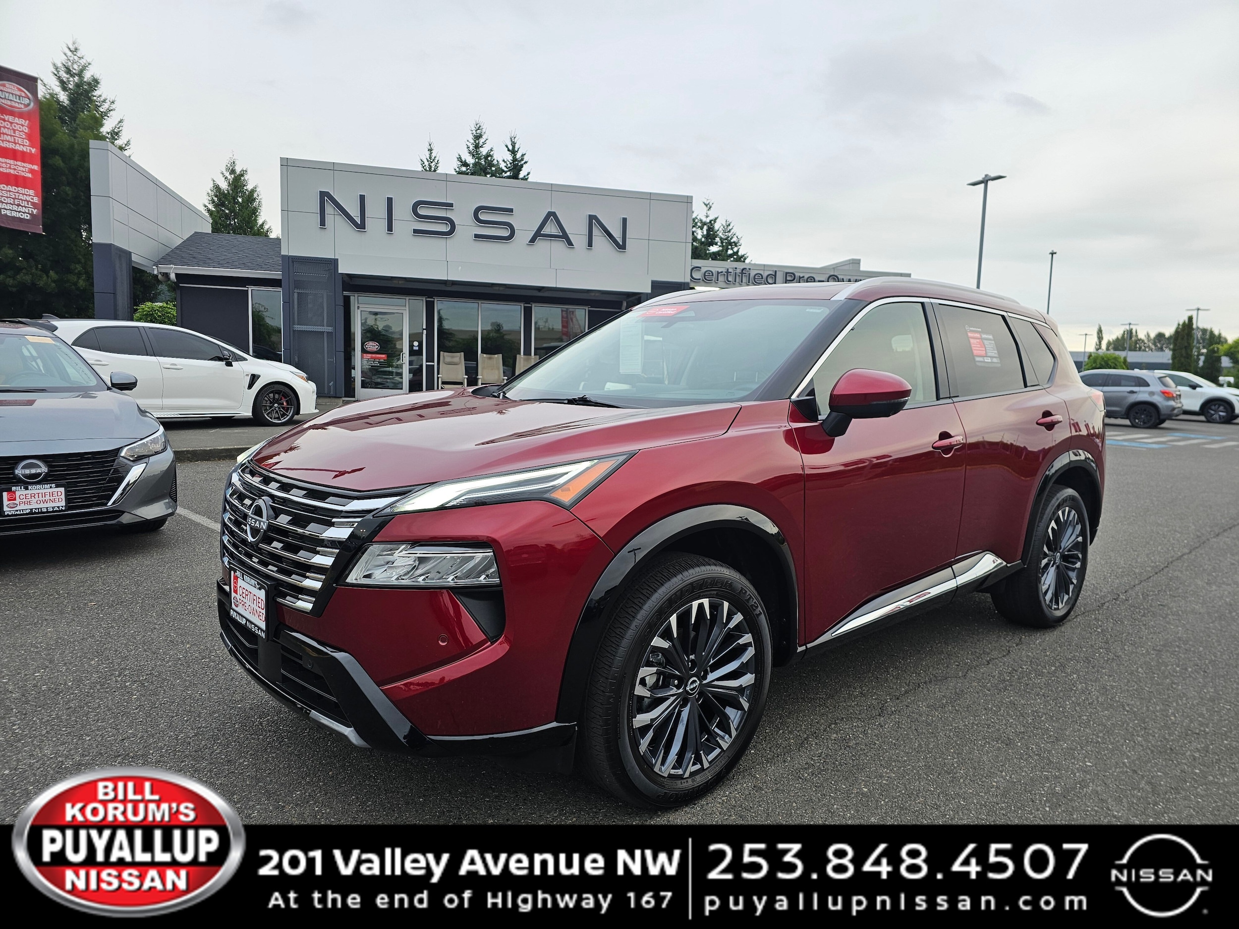 2025 Nissan Rogue Platinum's photo