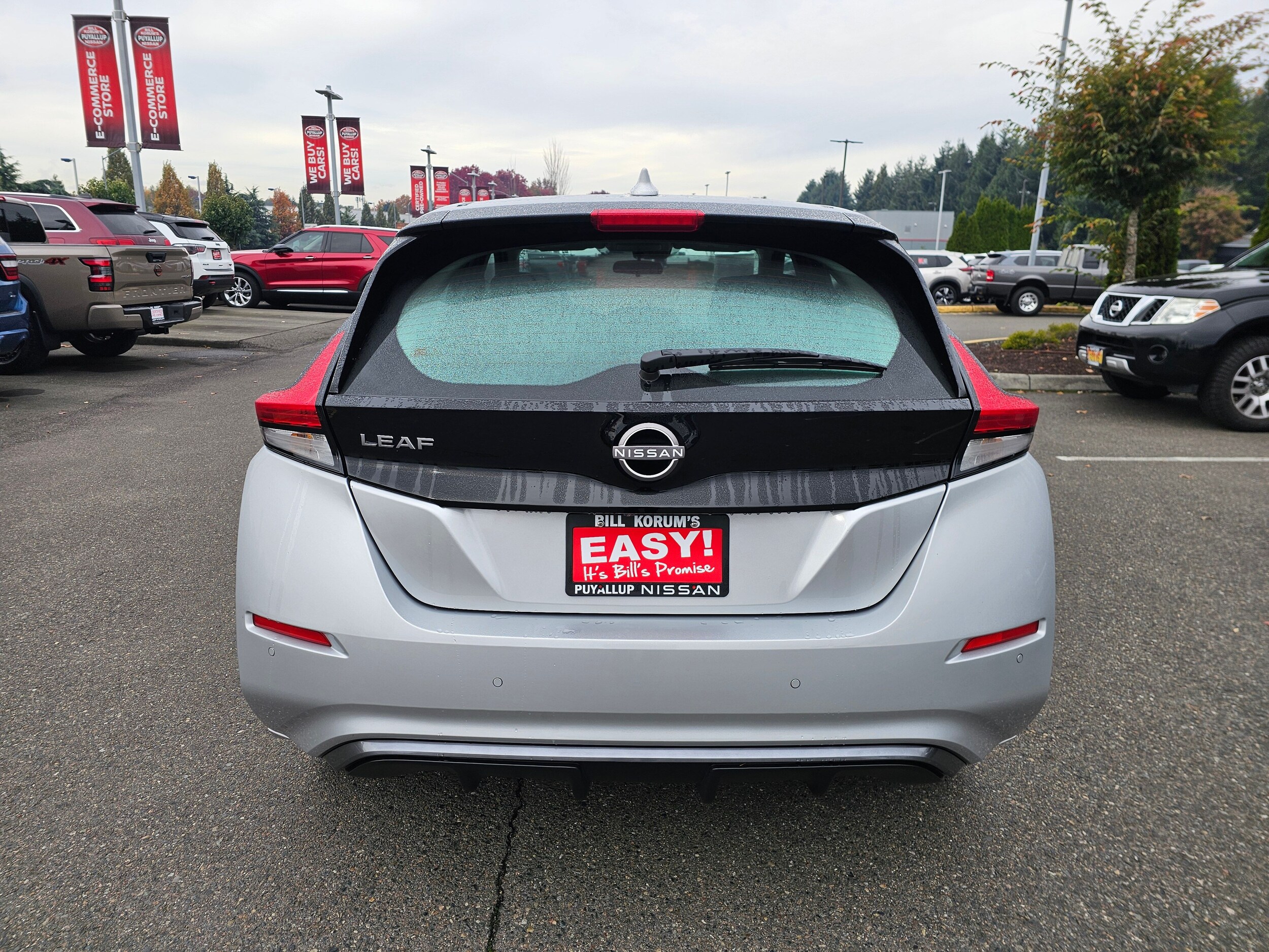 2025 Nissan Leaf S photo 4