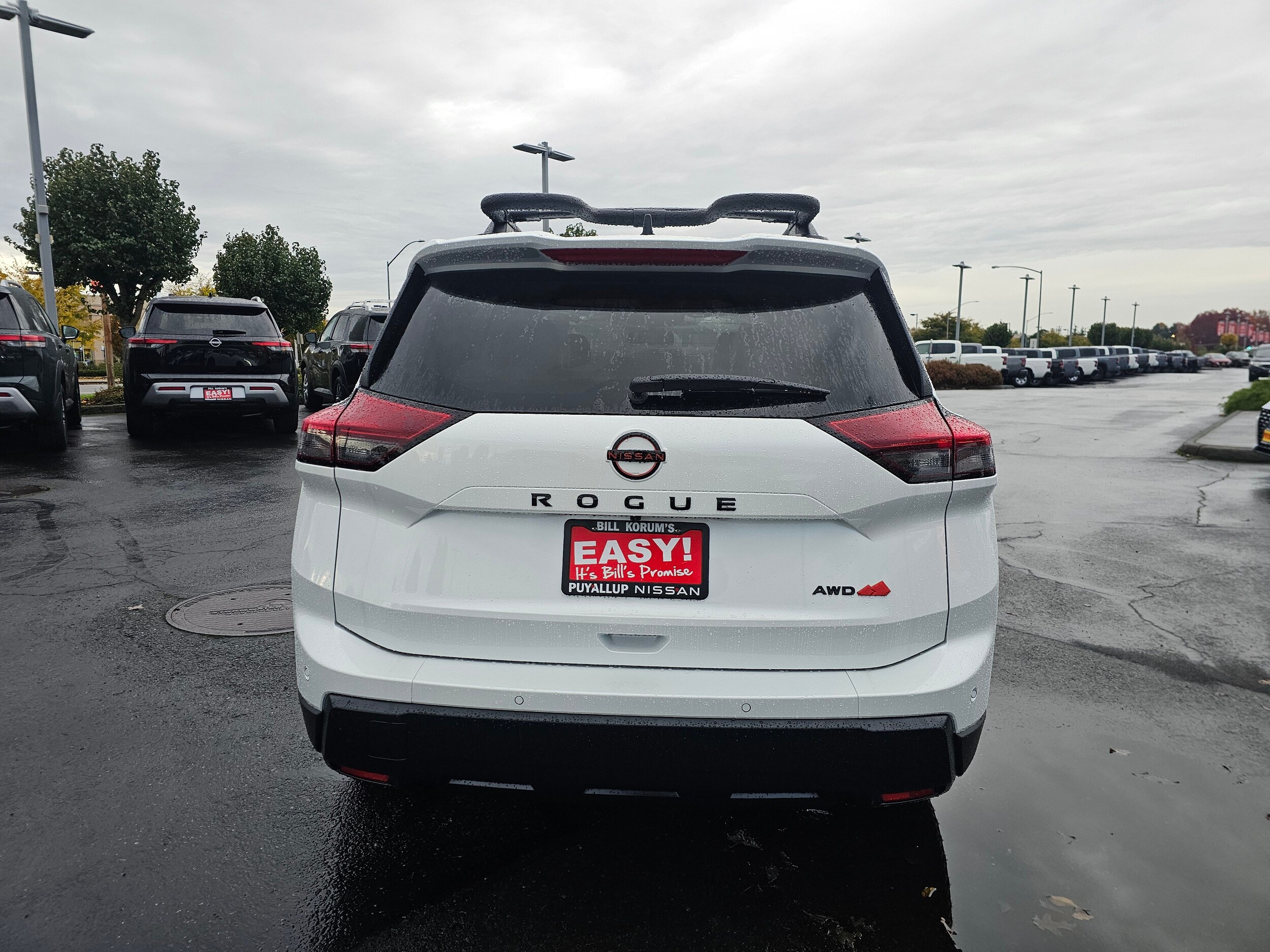 2026 Nissan Rogue SV photo 3