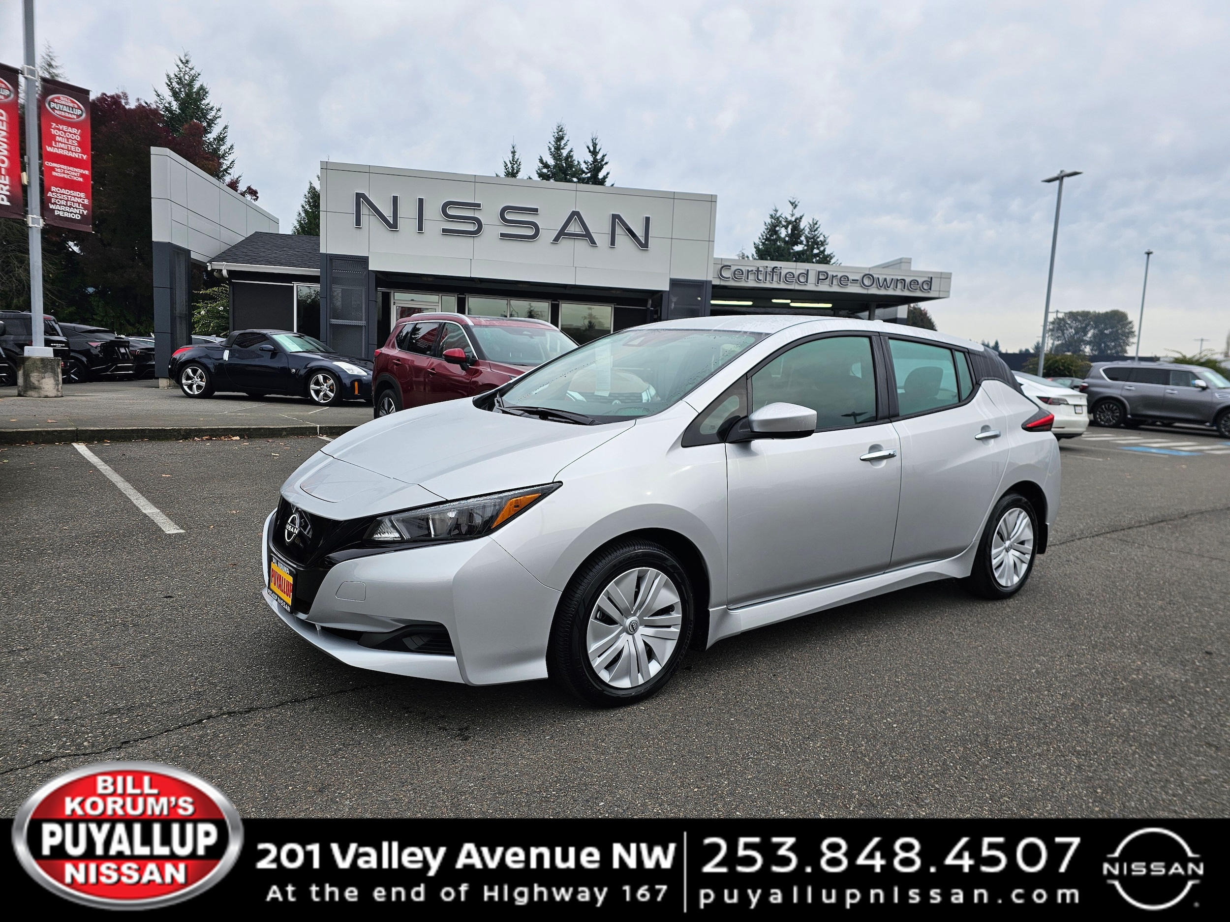 2025 Nissan Leaf S's photo