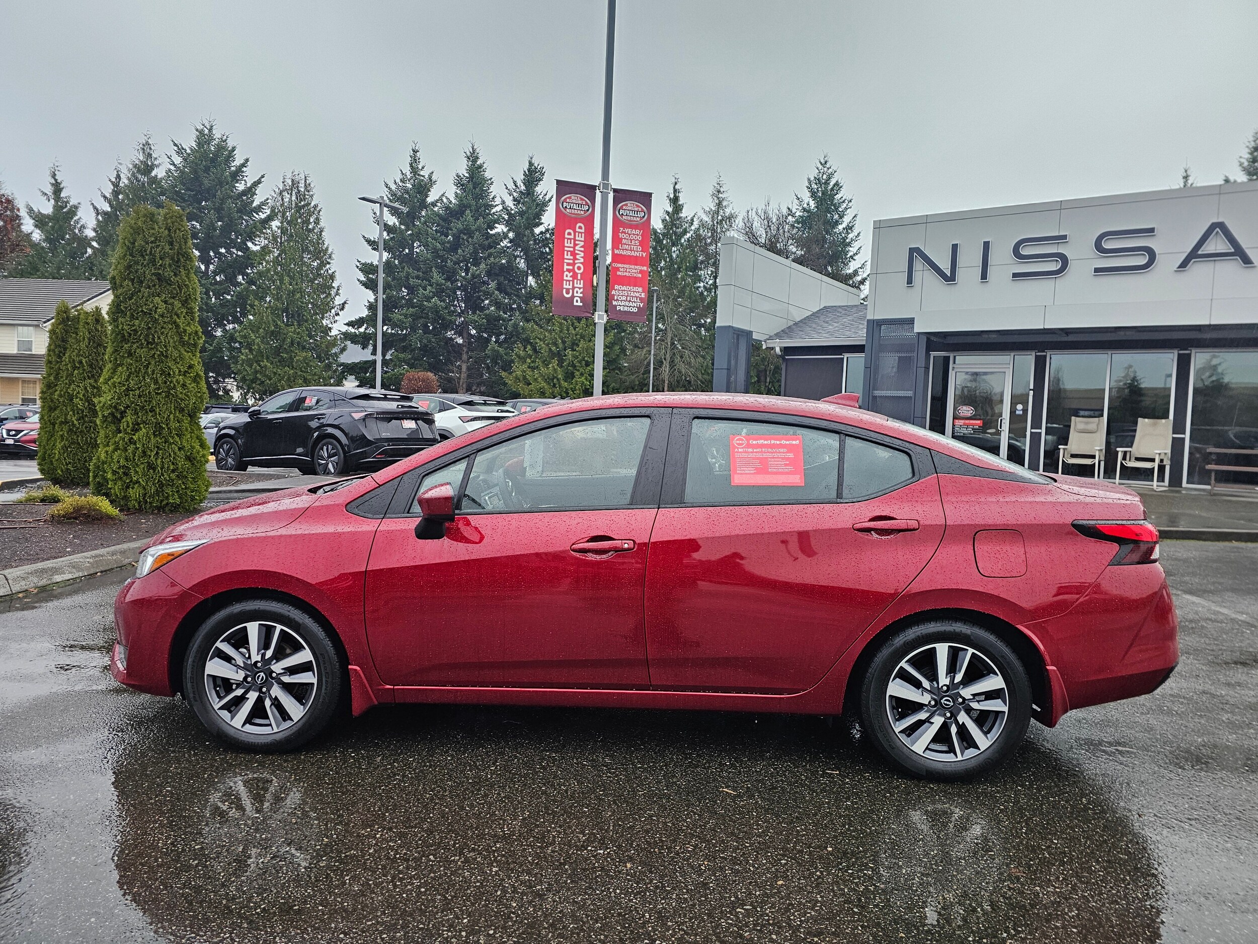 2024 Nissan Versa 1.6 SV photo 2