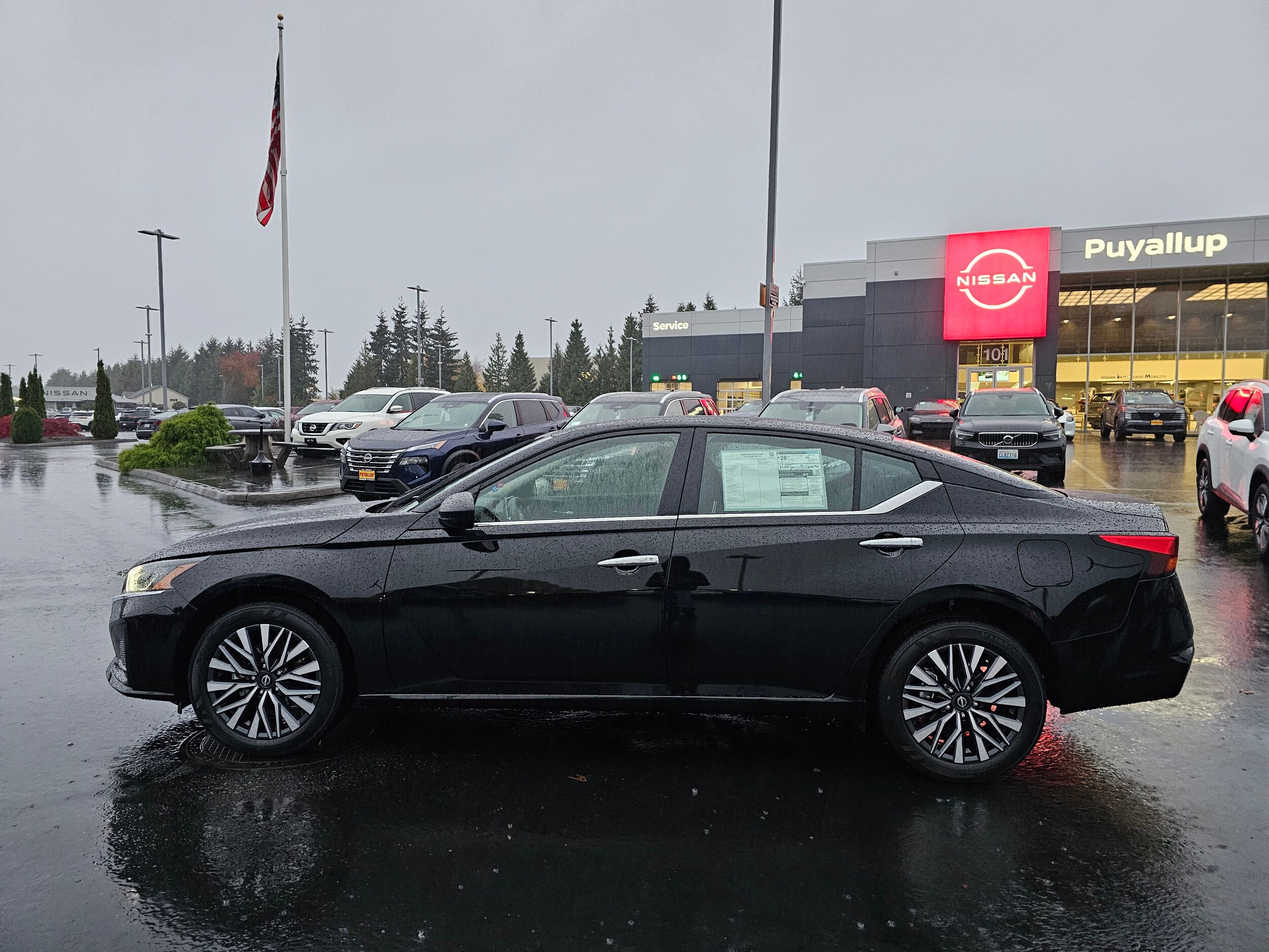 2025 Nissan Altima SV photo 2