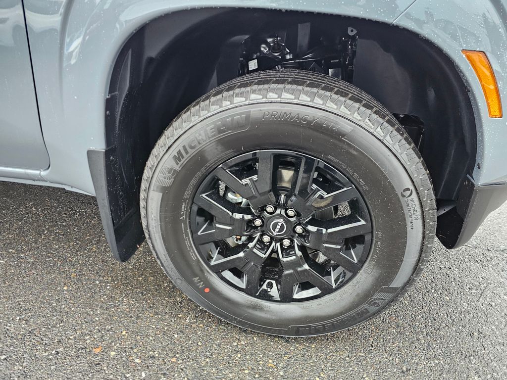 2026 Nissan Frontier SV - Photo 9