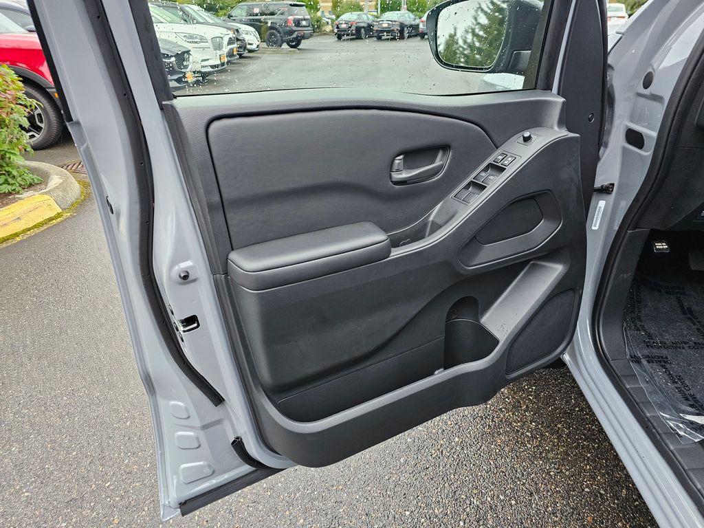 2026 Nissan Frontier SV - Photo 24