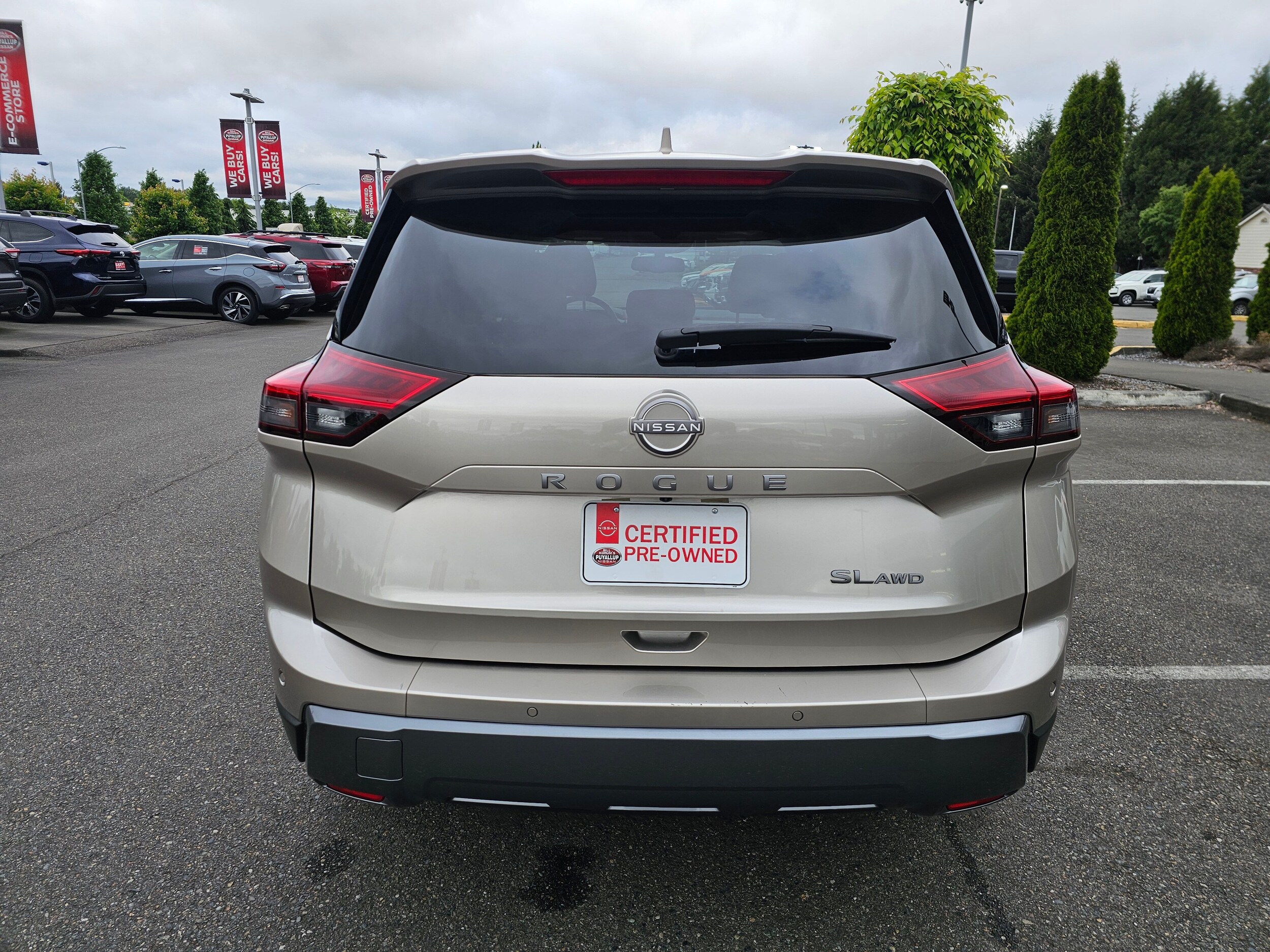 2024 Nissan Rogue SL photo 4