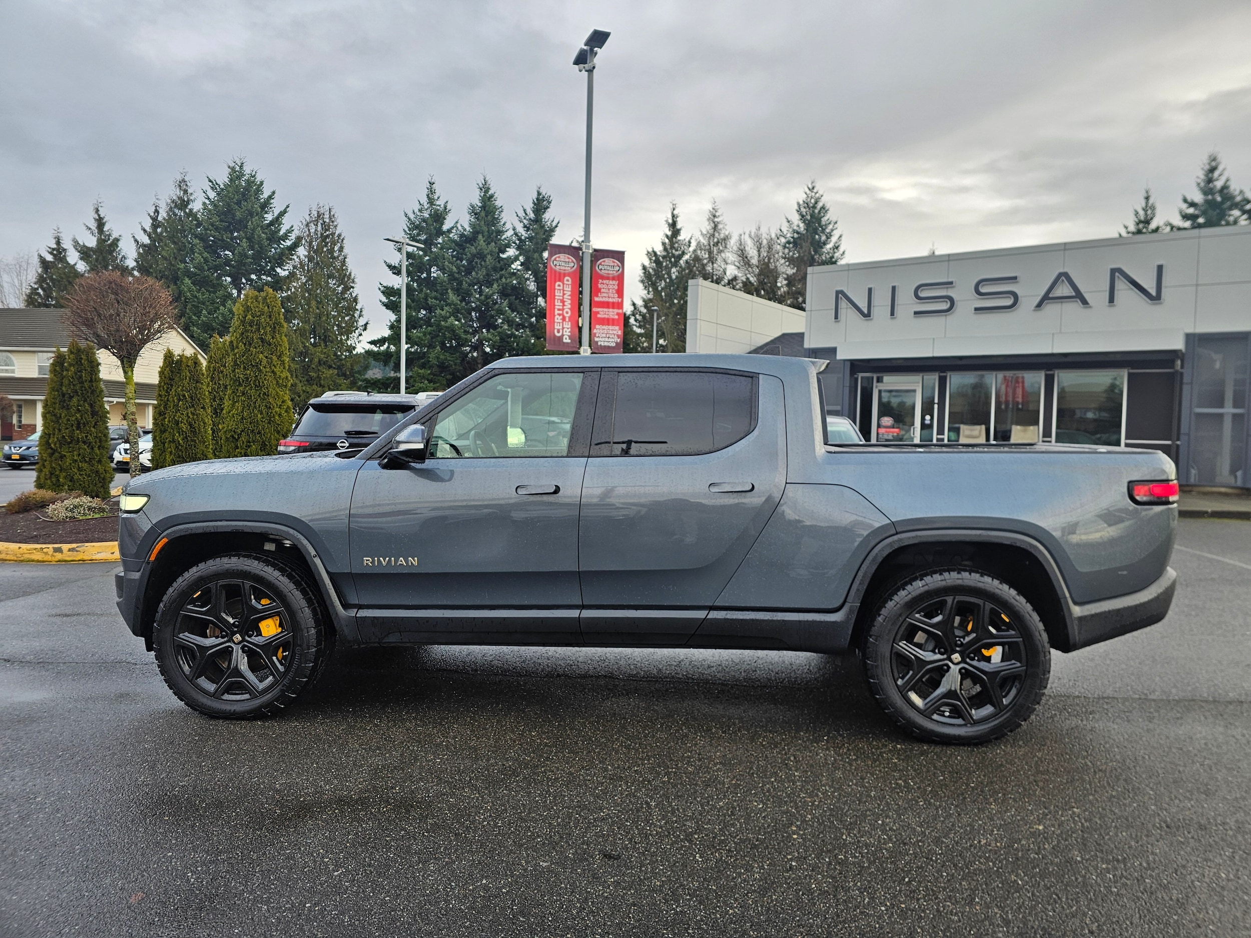 Used 2022 Rivian R1T Adventure with VIN 7FCTGAAA5NN005656 for sale in Puyallup, WA