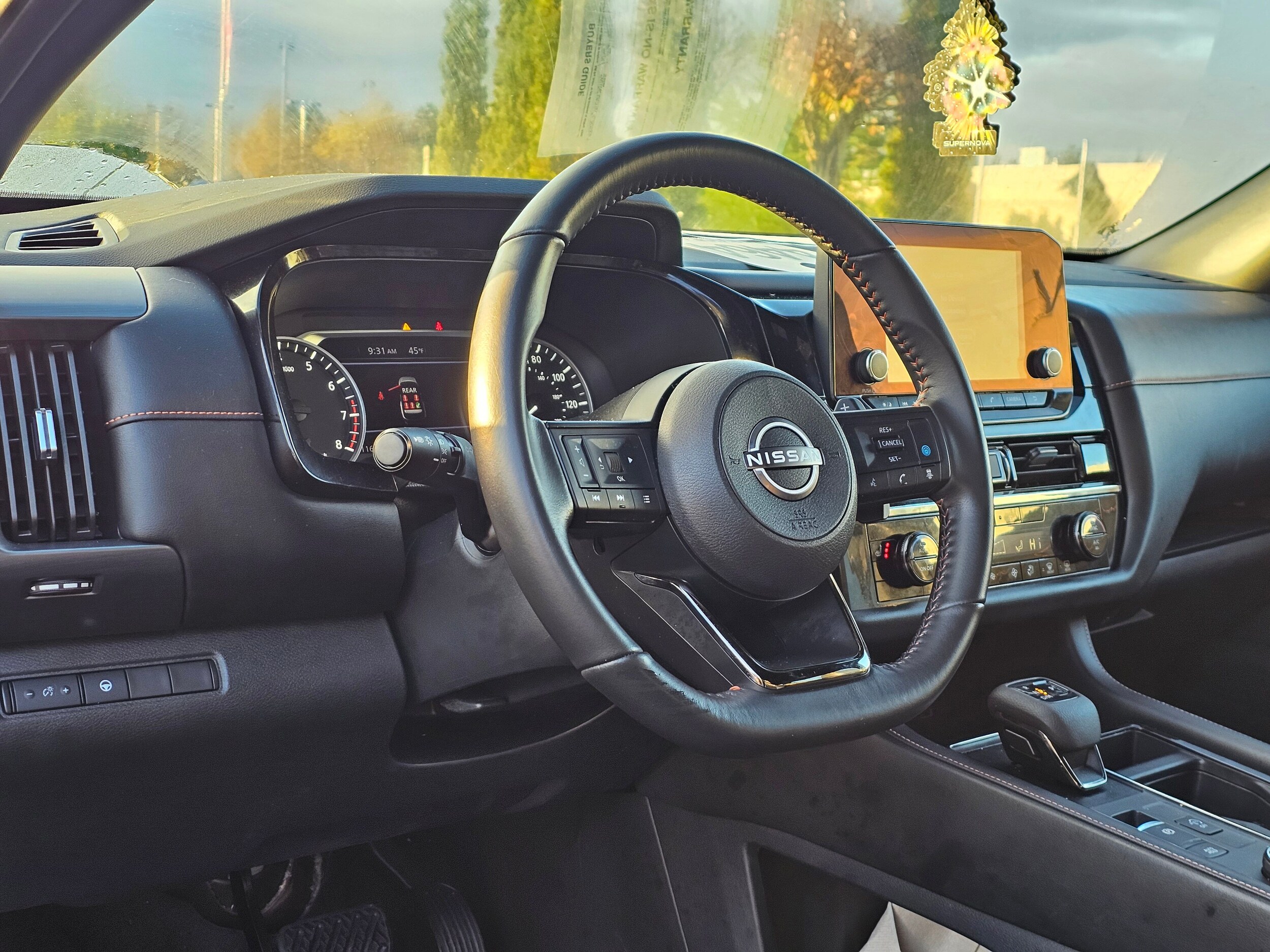 2024 Nissan Pathfinder Rock Creek photo 3