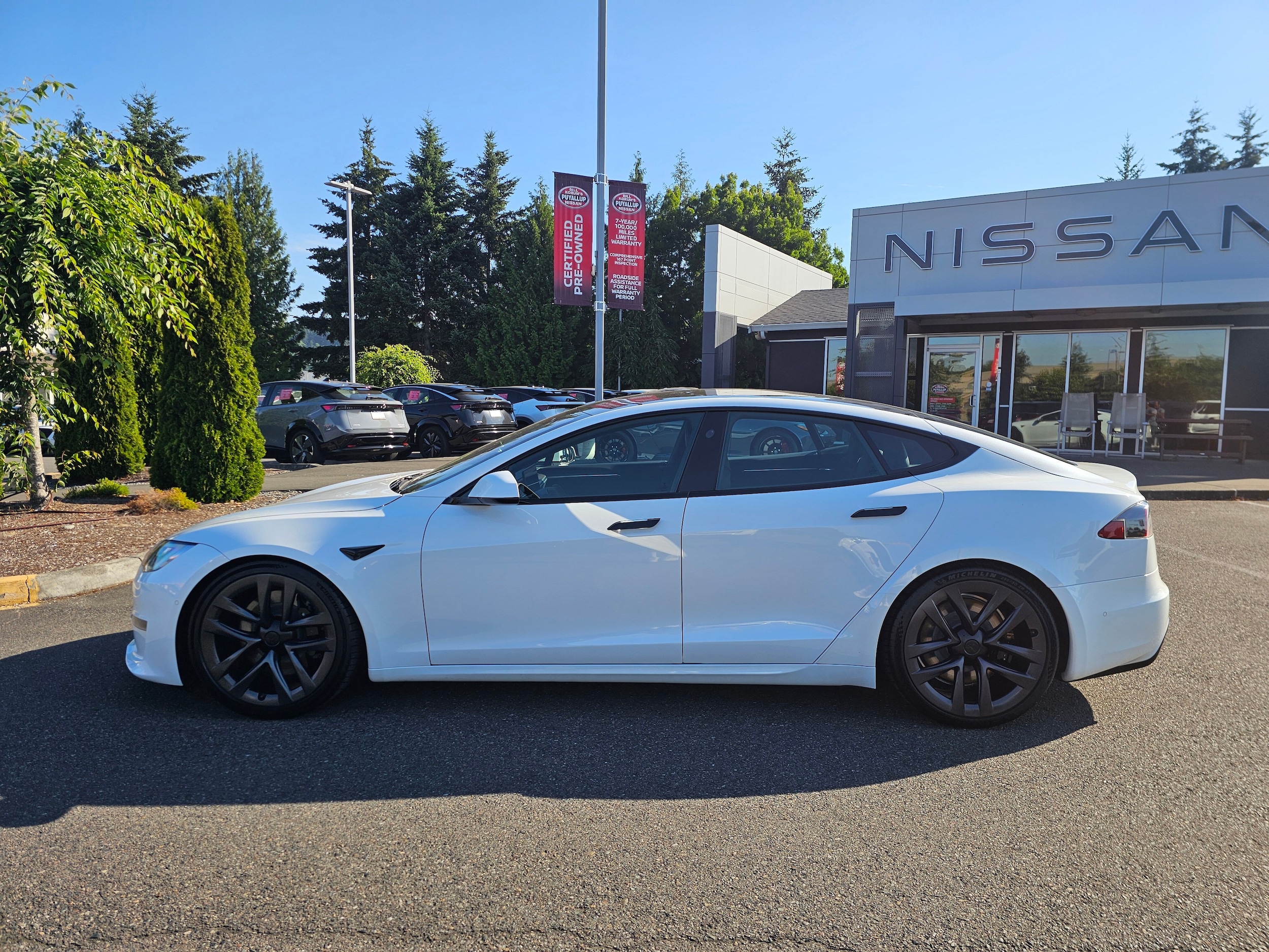 Used 2022 Tesla Model S Base with VIN 5YJSA1E54NF464725 for sale in Puyallup, WA