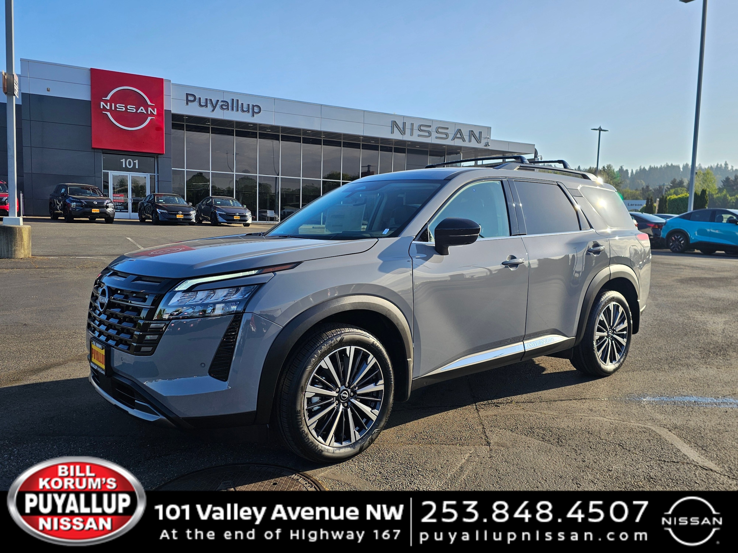 2026 Nissan Pathfinder Platinum 4WD's photo
