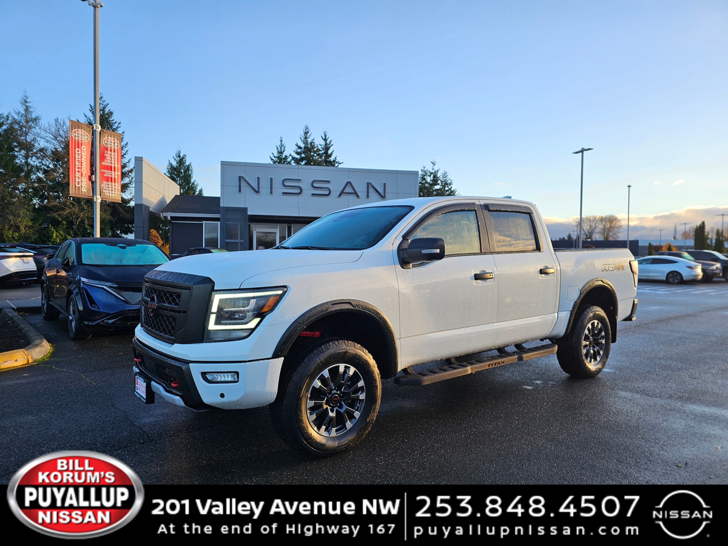 2023 Nissan Titan PRO-4X's photo