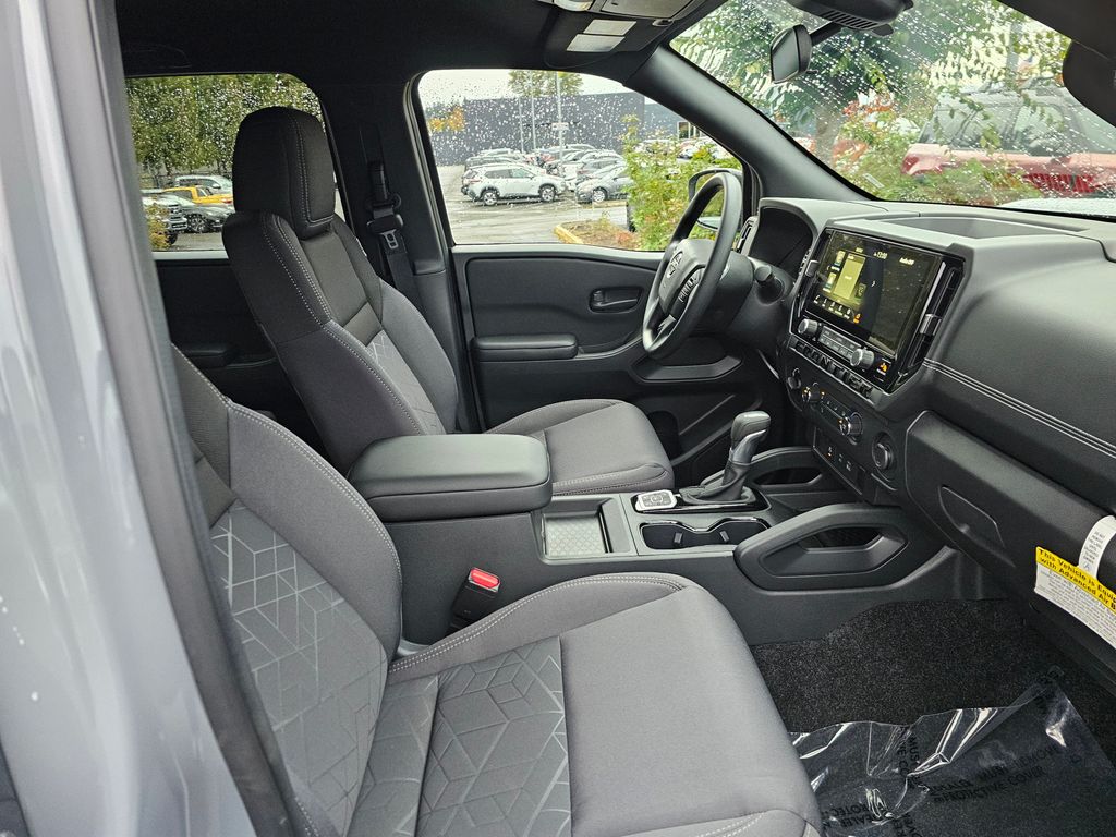 2026 Nissan Frontier SV - Photo 12