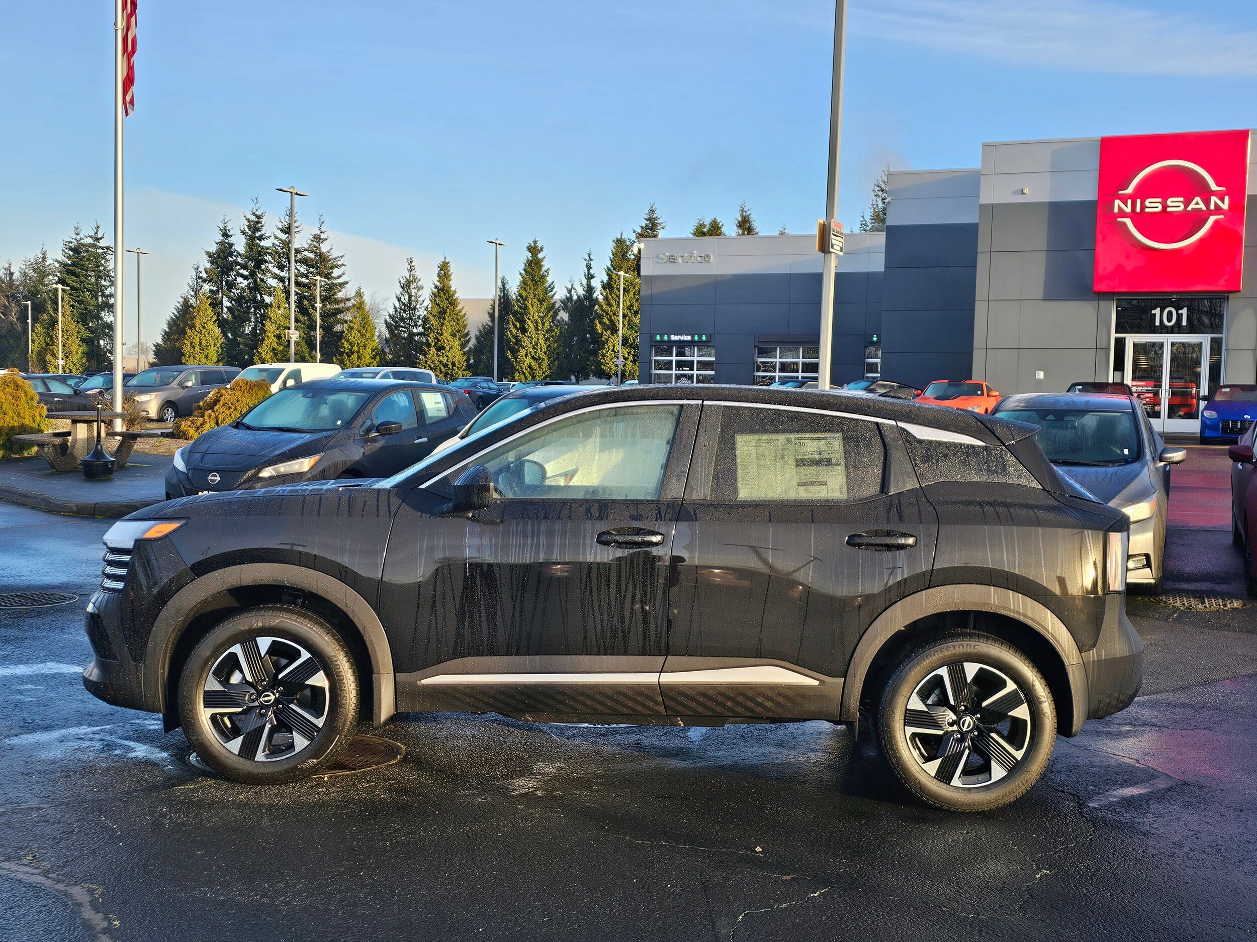 2025 Nissan Kicks SV photo 2