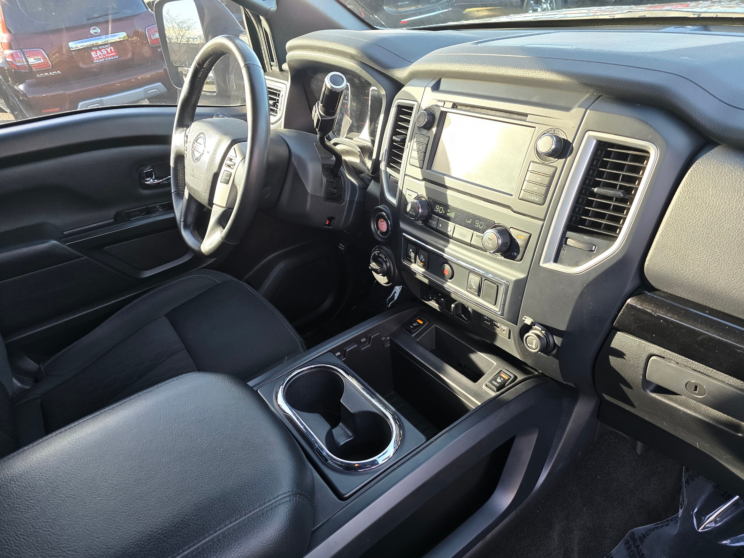 2019 Nissan Titan XD SV - Photo 11
