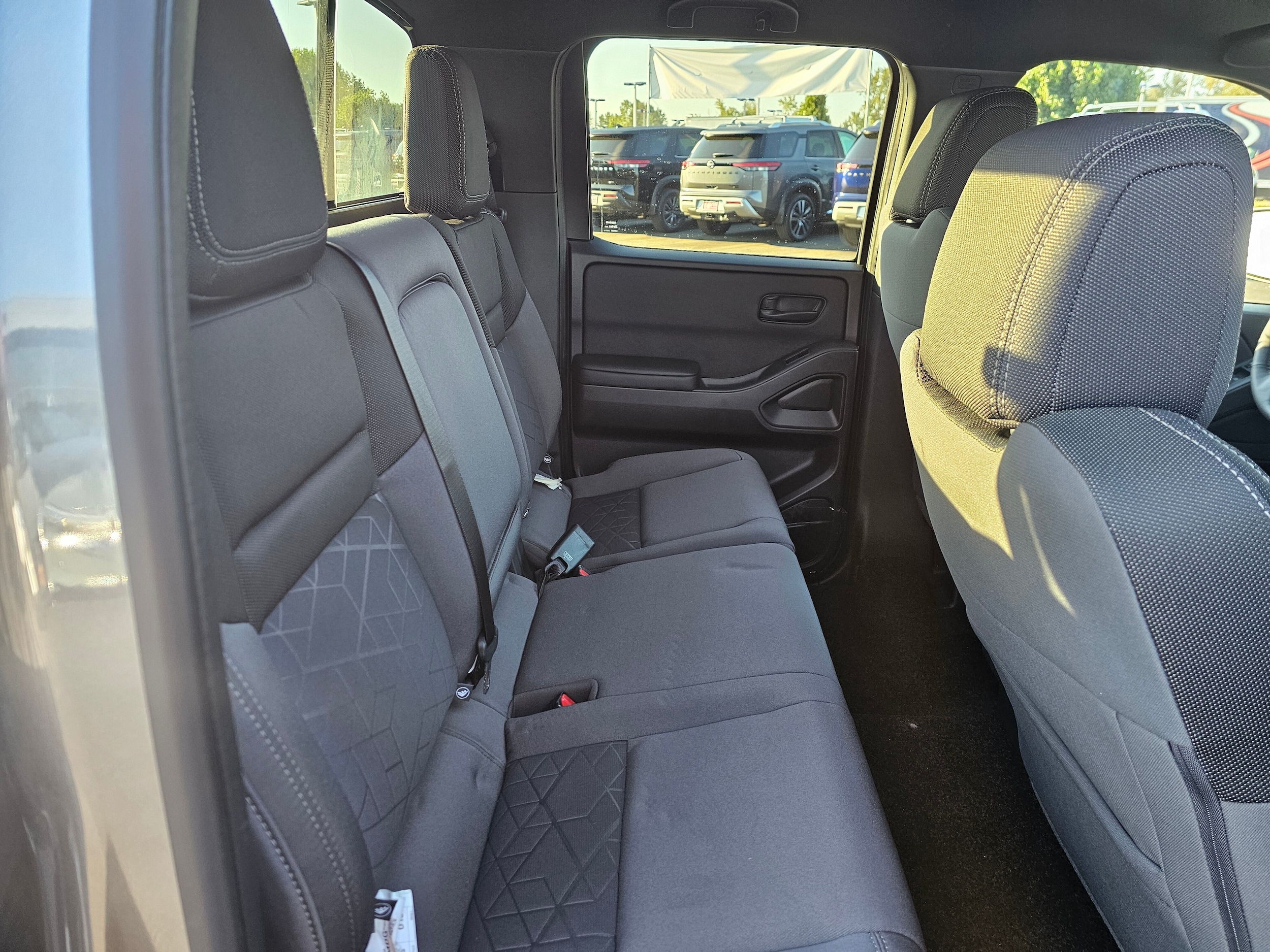 2026 Nissan Frontier SV - Photo 15