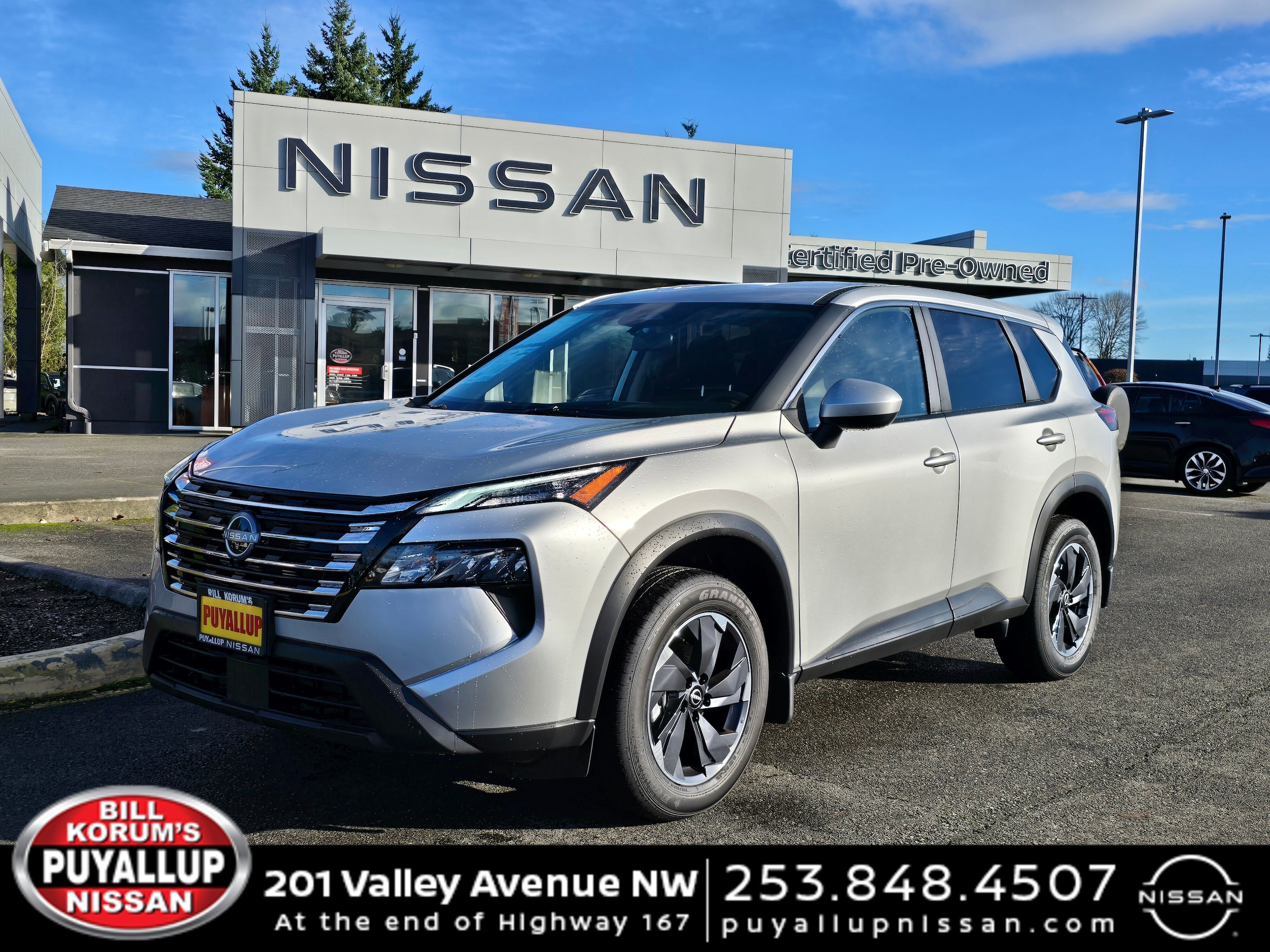 2025 Nissan Rogue SV's photo