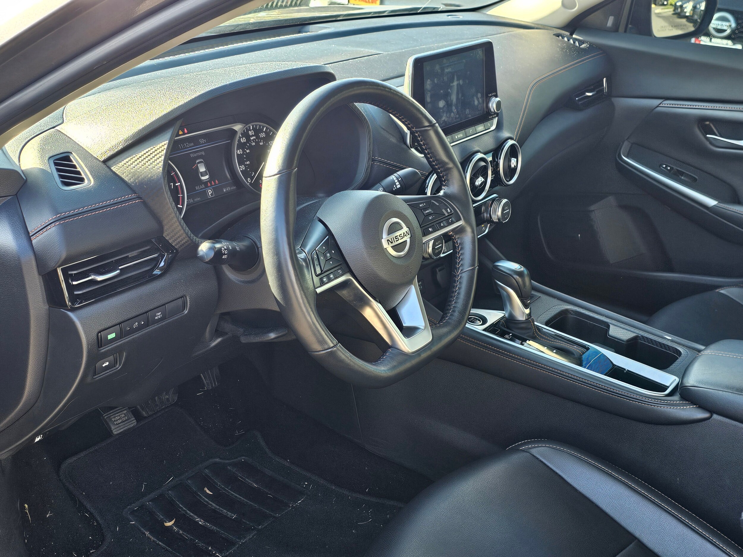 2023 Nissan Sentra SR photo 3