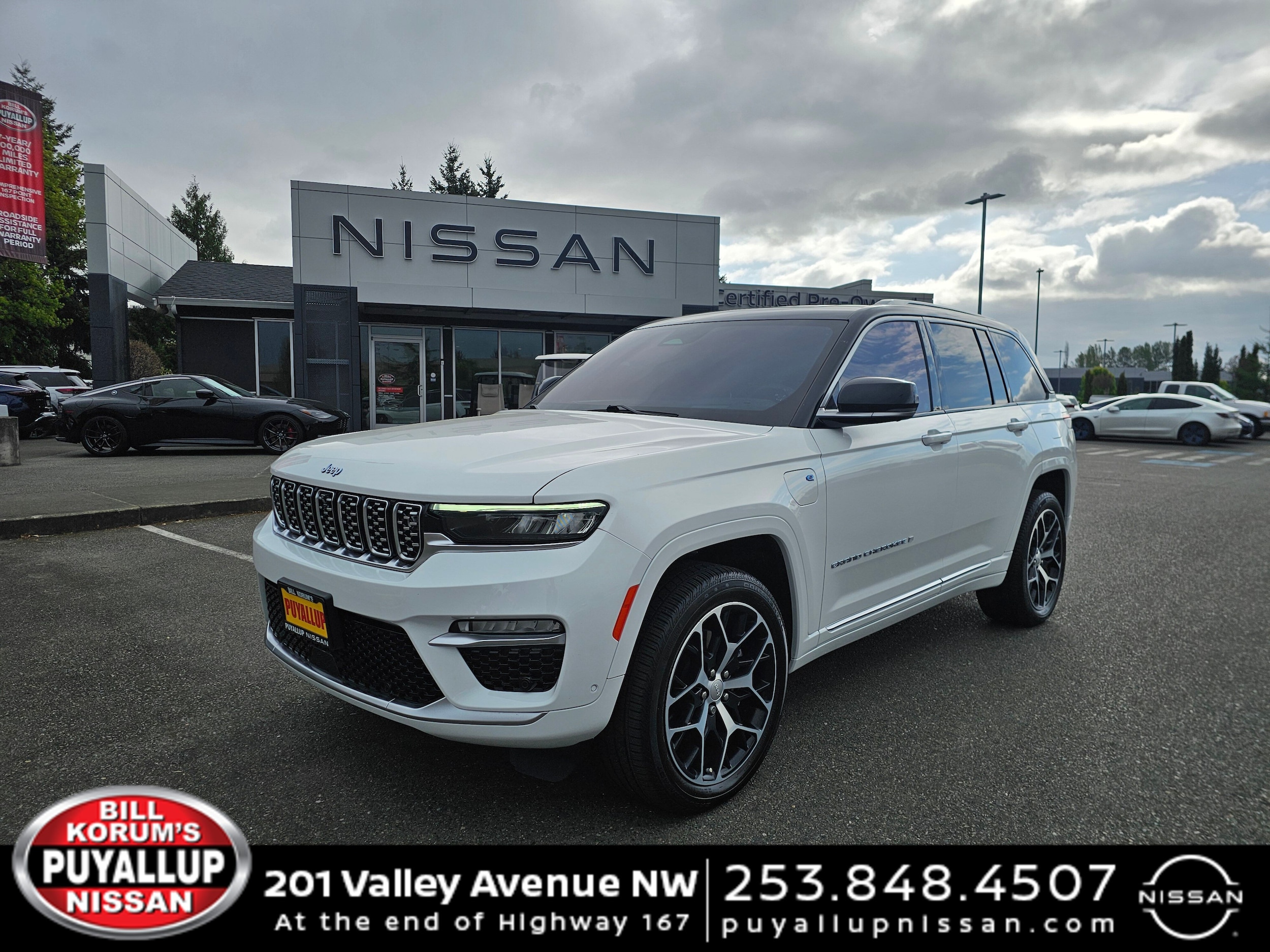 2023 Jeep Grand Cherokee Summit Reserve 4xe 4x4's photo