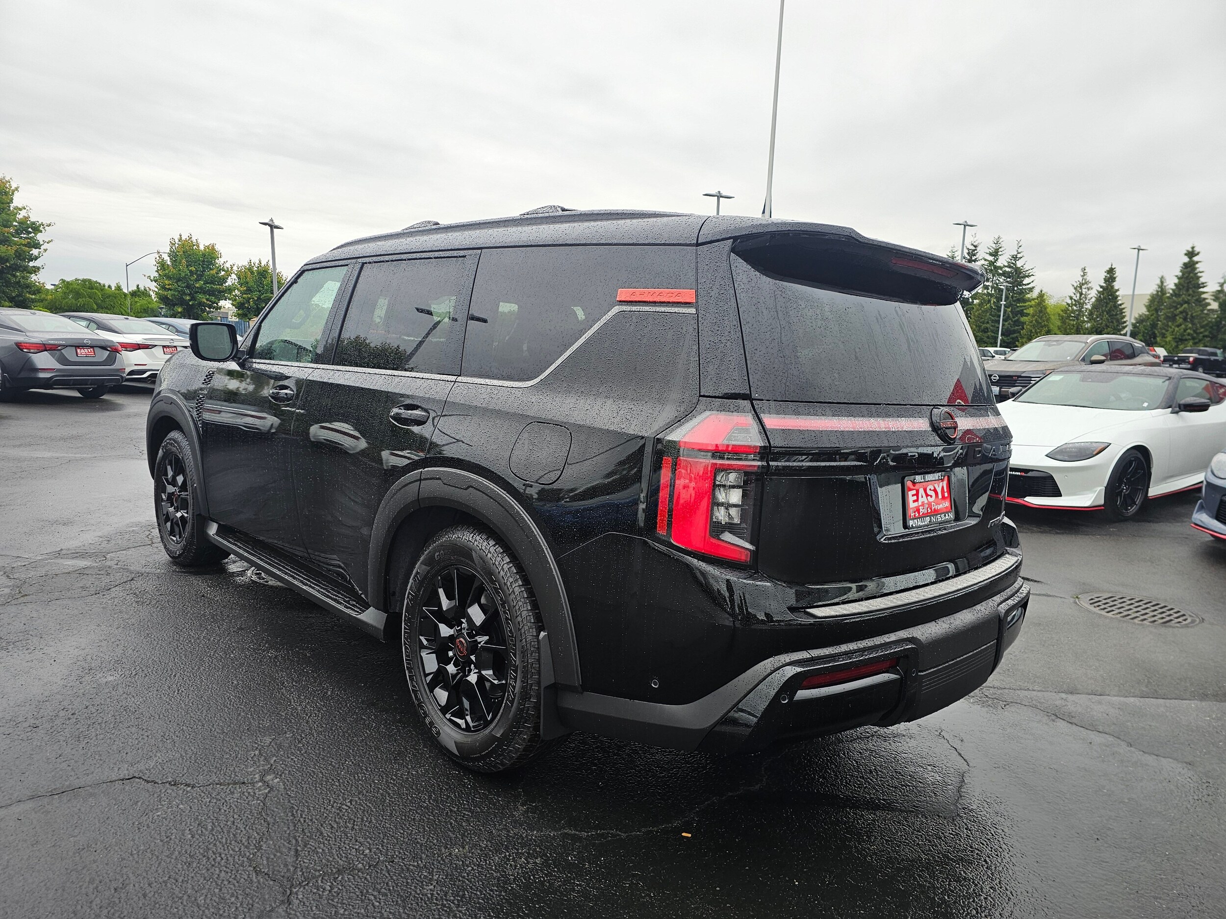 2025 Nissan Armada photo 3