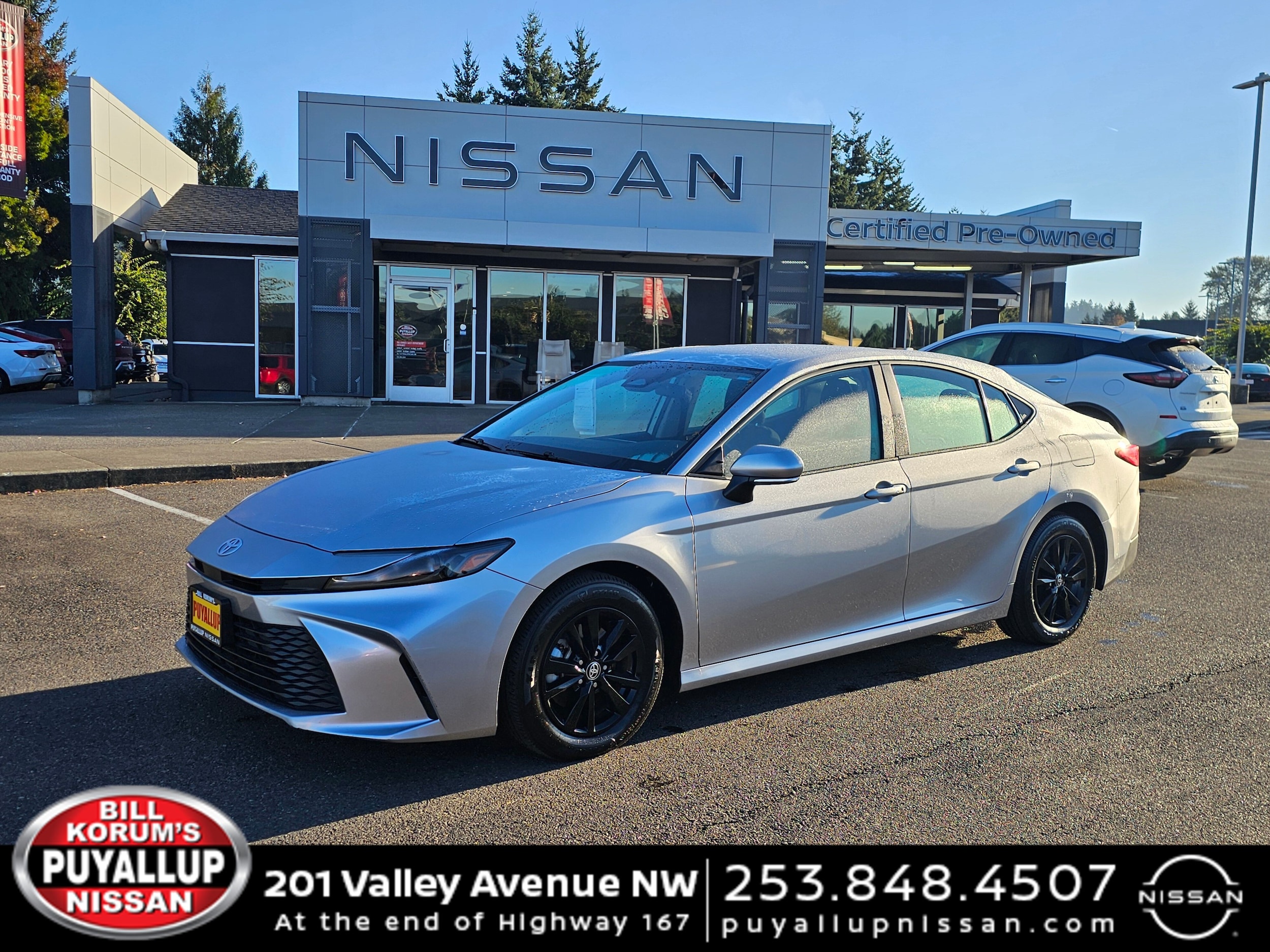 2025 Toyota Camry LE's photo