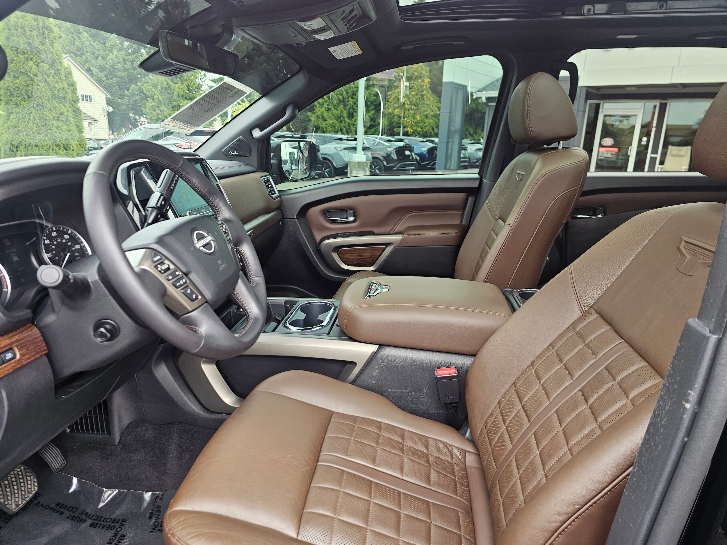 2024 Nissan Titan Platinum Reserve - Photo 25