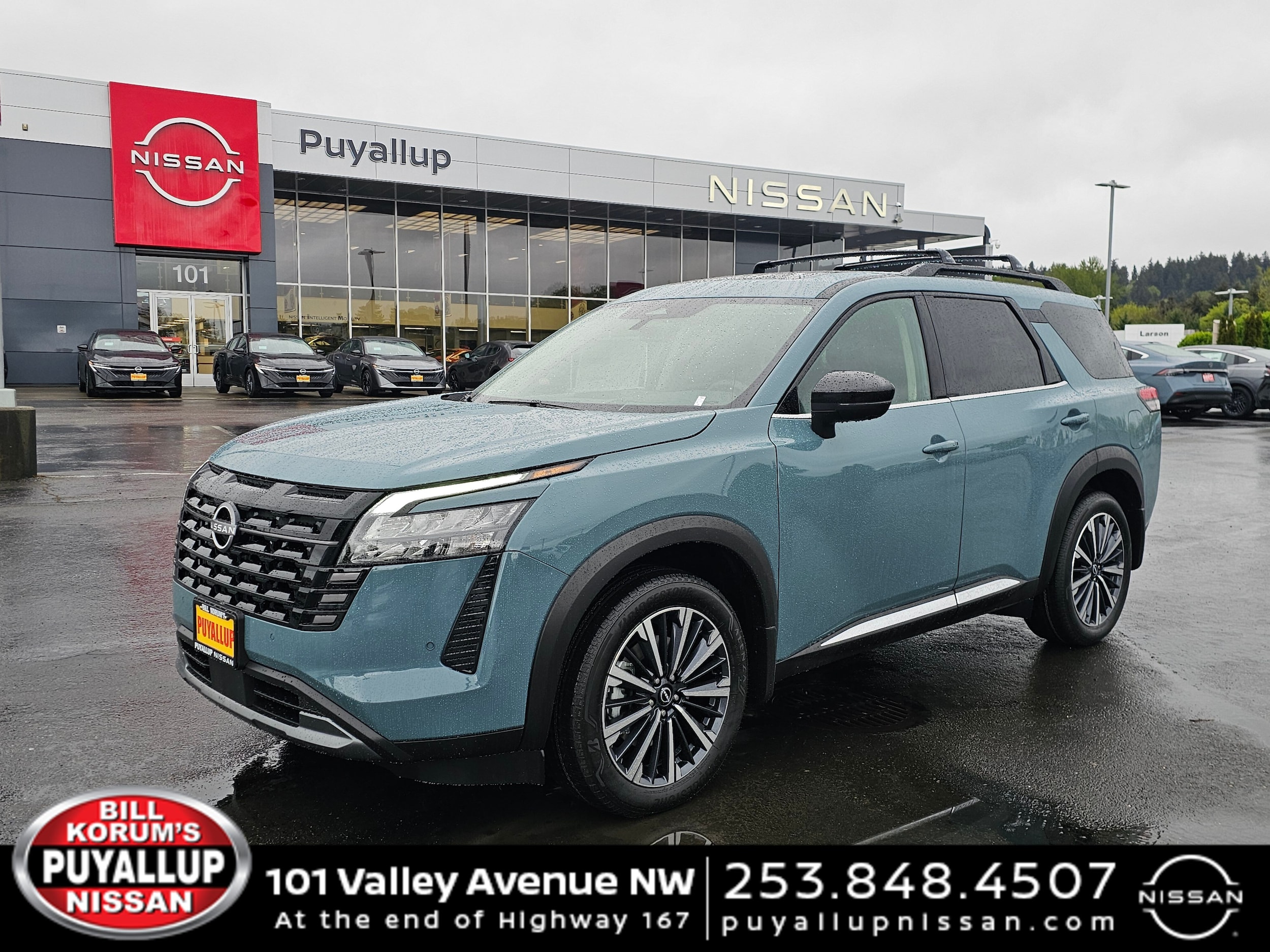 2026 Nissan Pathfinder Platinum 4WD's photo