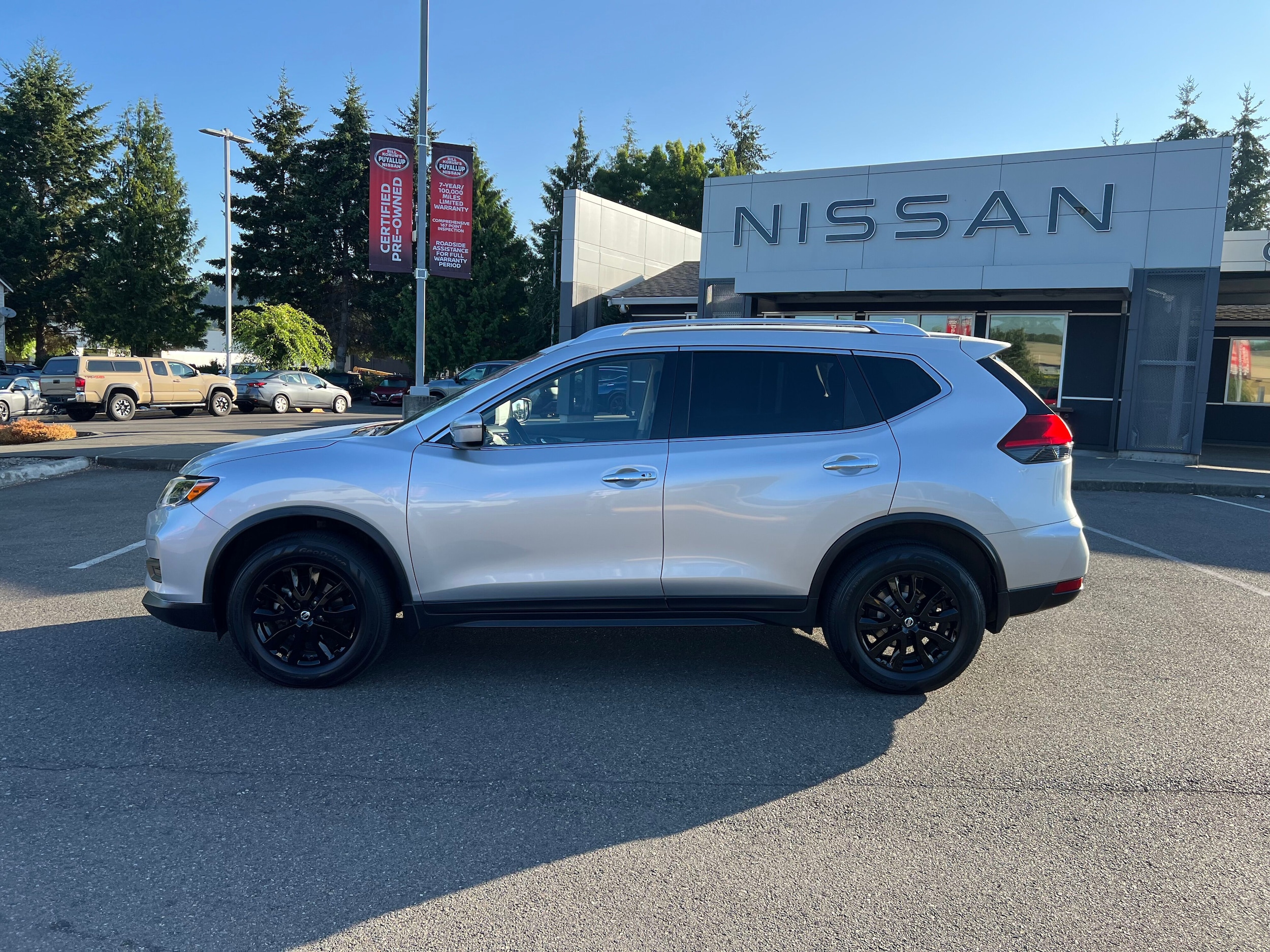 Used 2020 Nissan Rogue SV with VIN JN8AT2MV2LW113998 for sale in Puyallup, WA