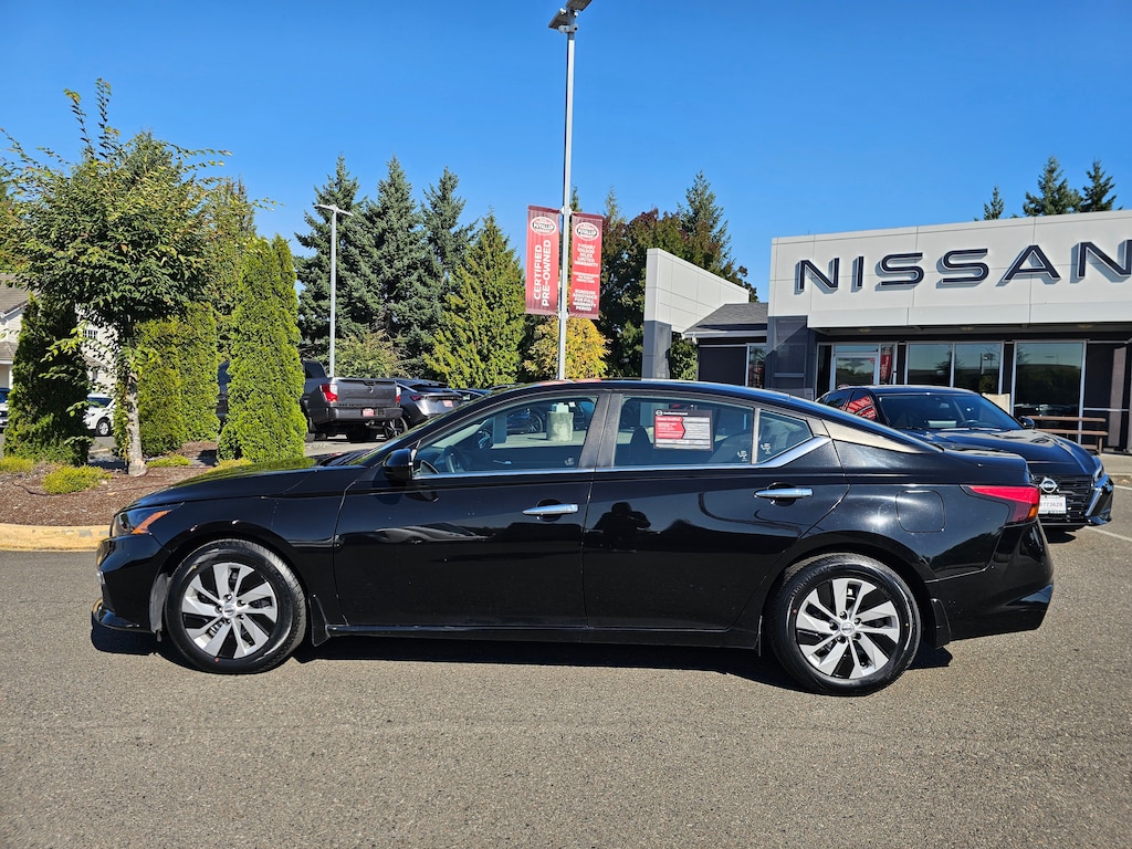 Used 2022 Nissan Altima 2.5 S Sedan