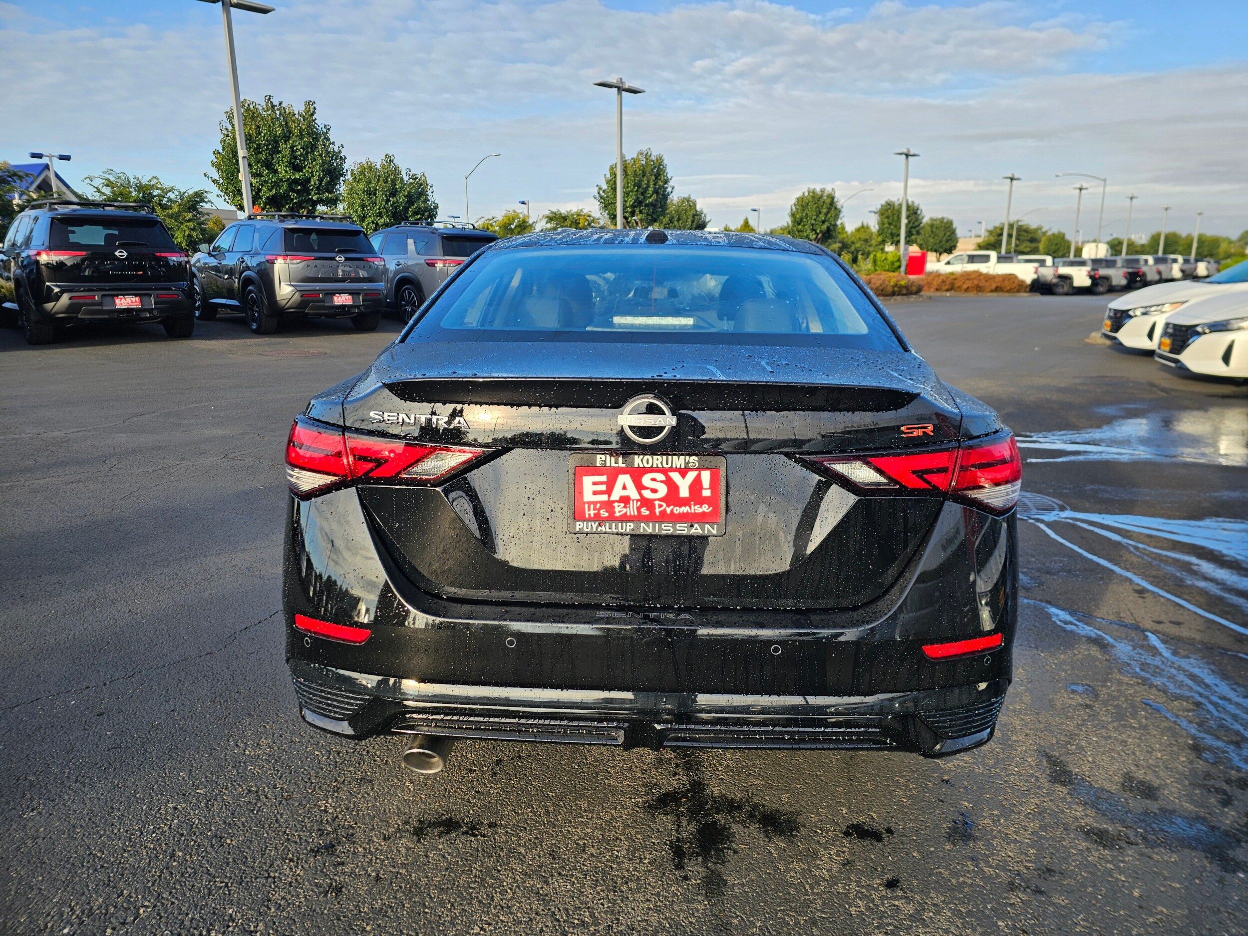2025 Nissan Sentra SR photo 4