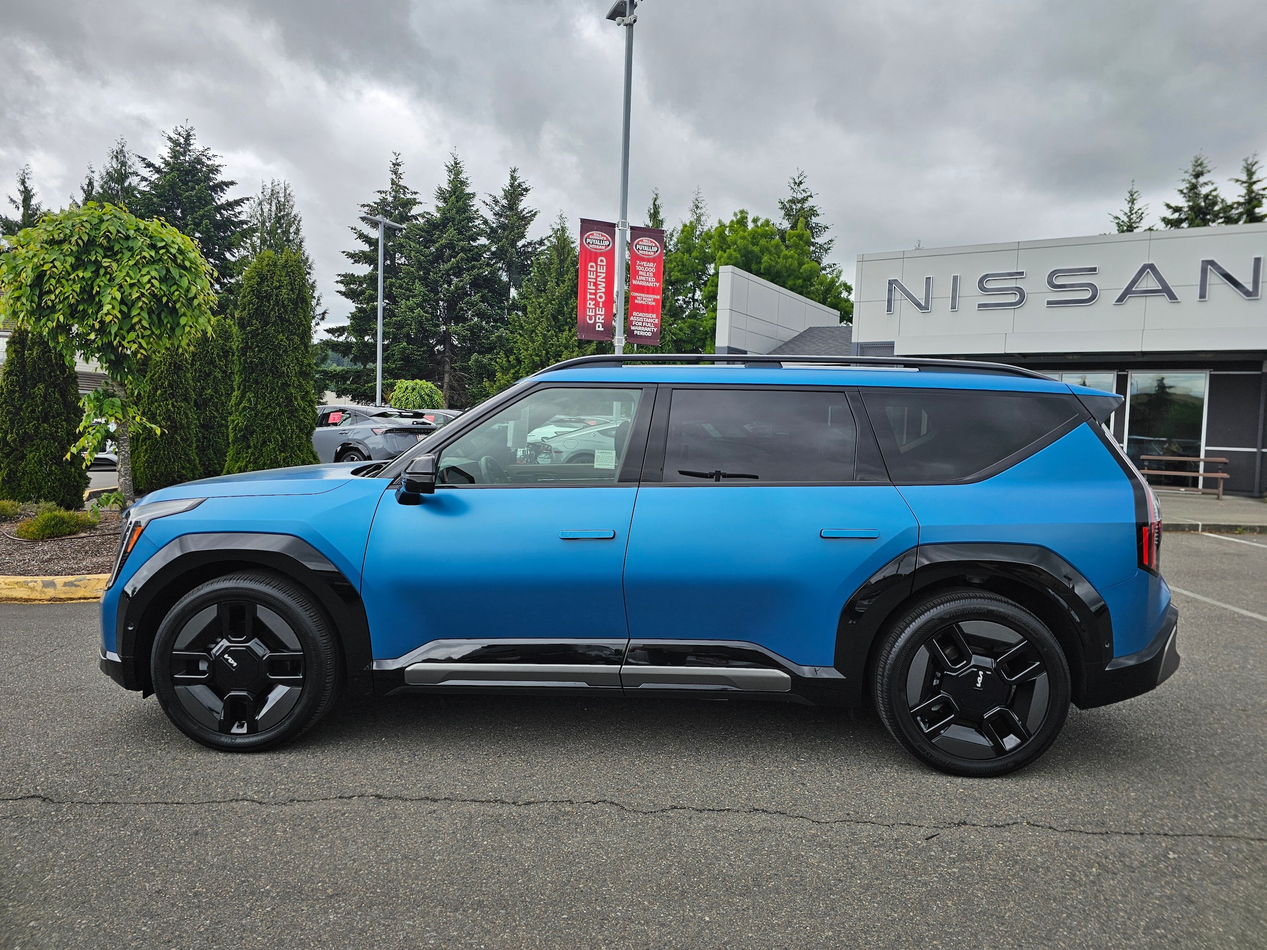 Used 2024 Kia EV9 GT-Line with VIN KNDAEFS55R6023639 for sale in Puyallup, WA