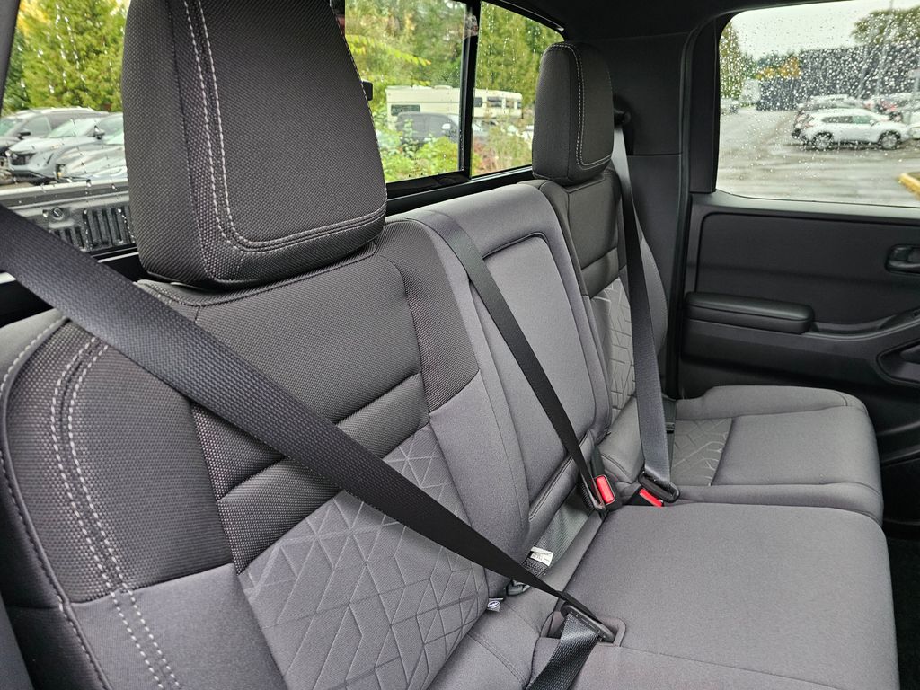 2026 Nissan Frontier SV - Photo 17