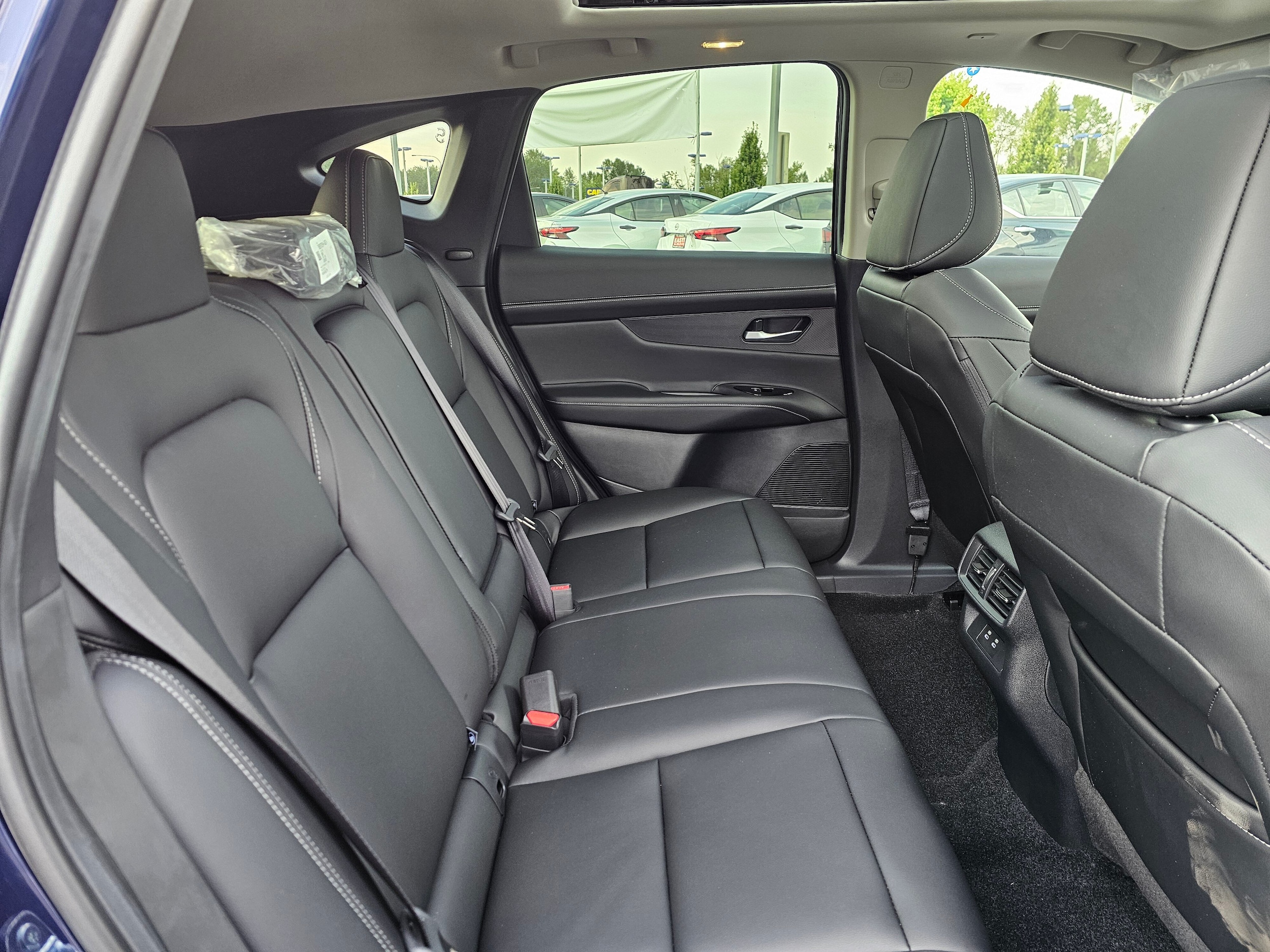 2025 Nissan Murano SL - Photo 15