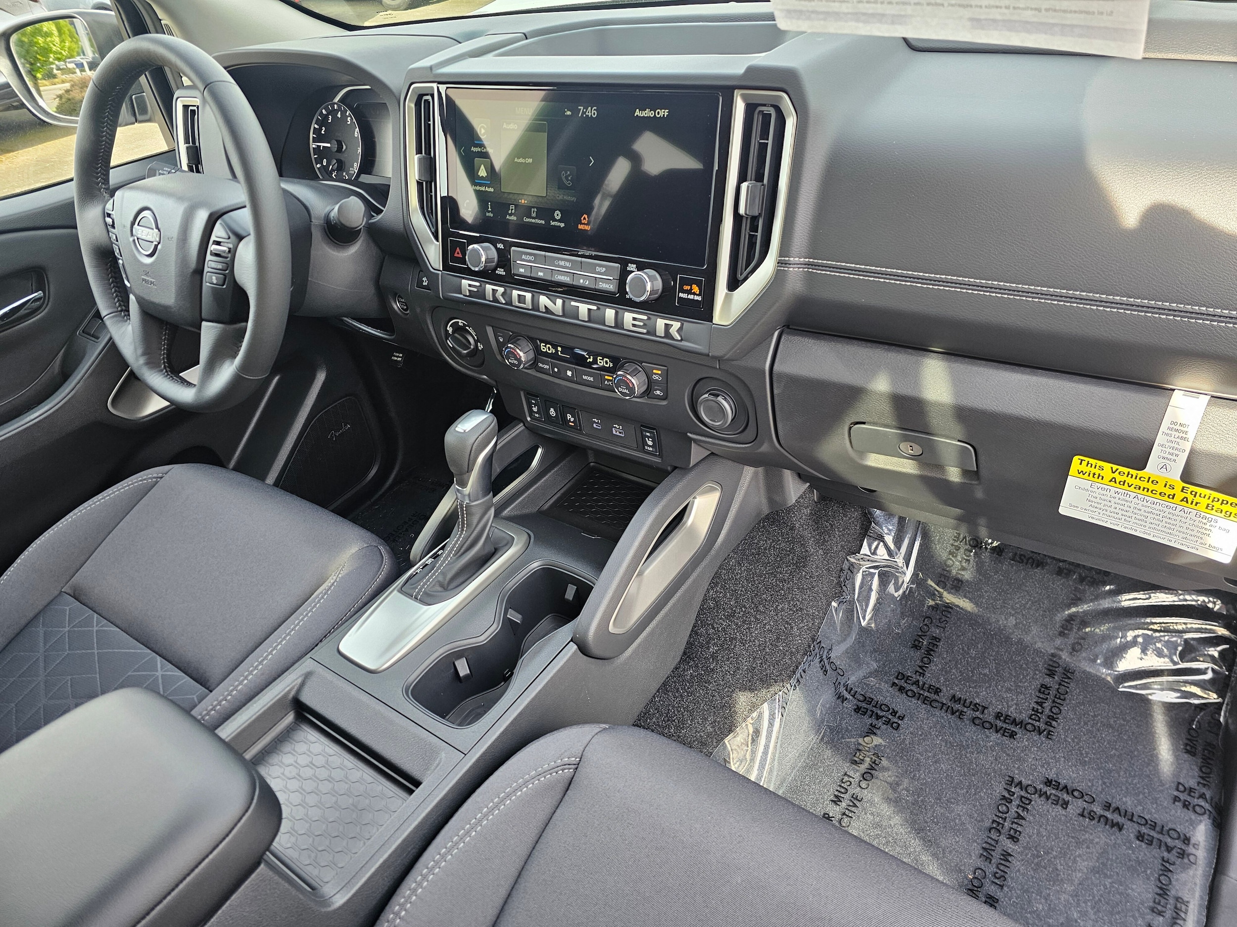 2025 Nissan Frontier SV - Photo 13