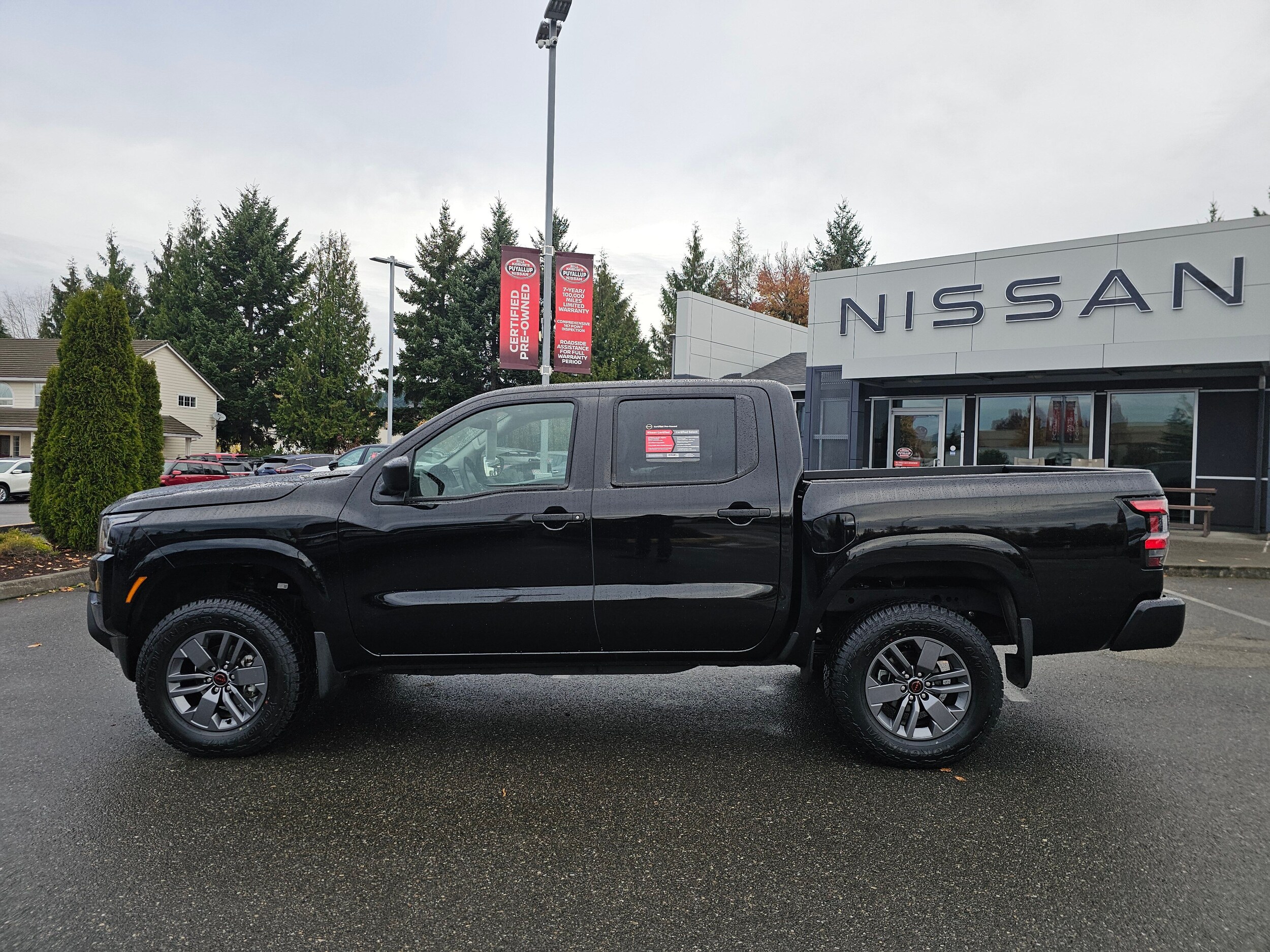 2024 Nissan Frontier S photo 2