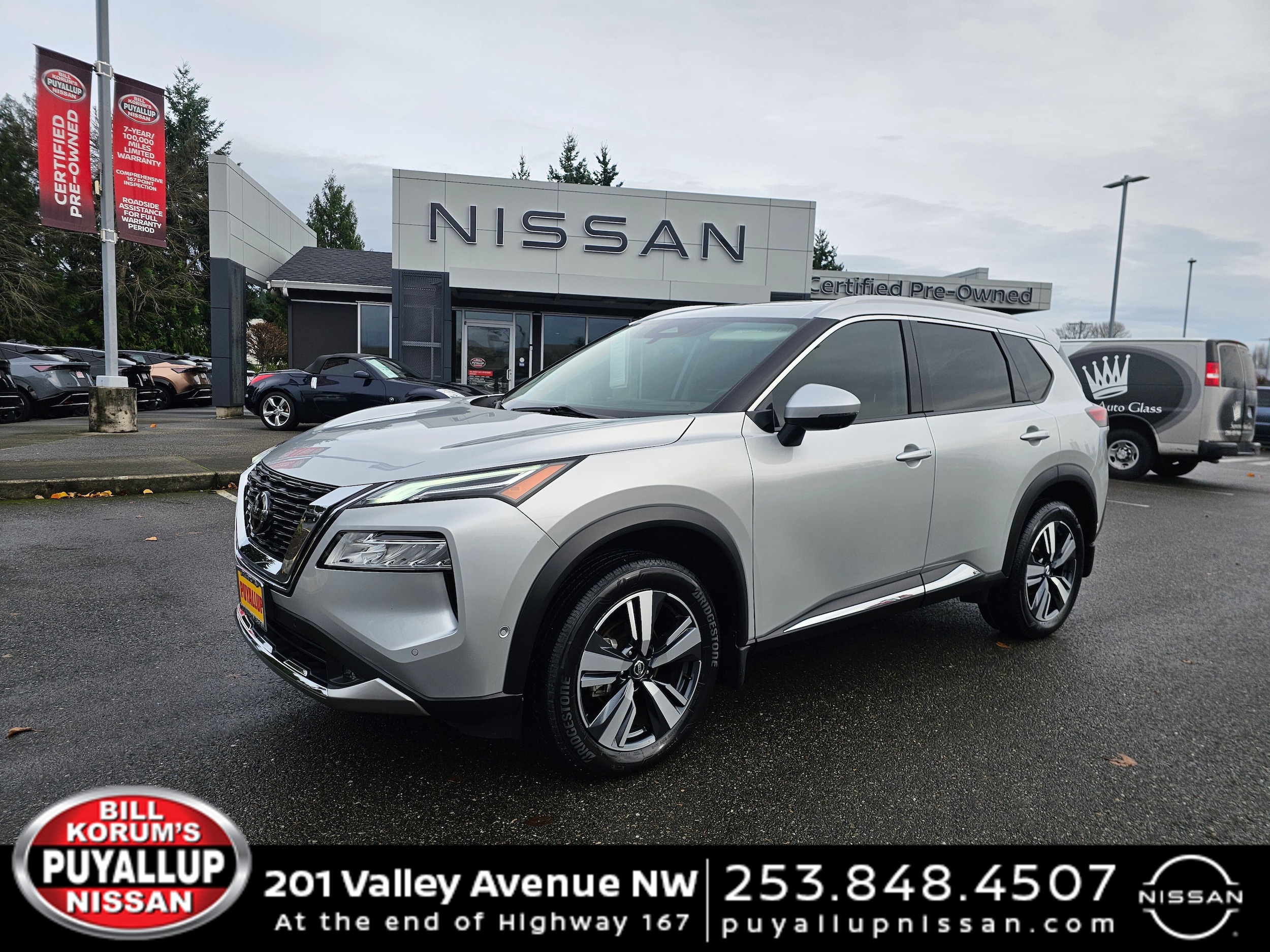 2021 Nissan Rogue Platinum's photo