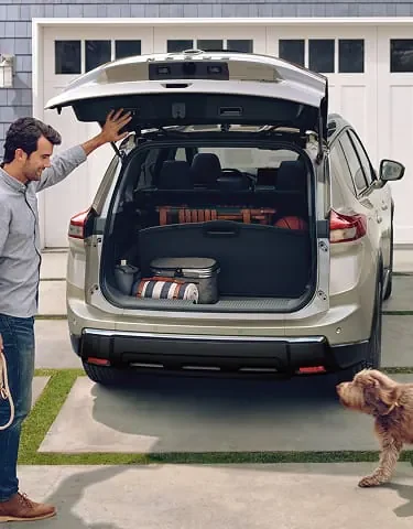 2026 Nissan Rogue Divide-N-Hide cargo system panel, adjustable cargo floor