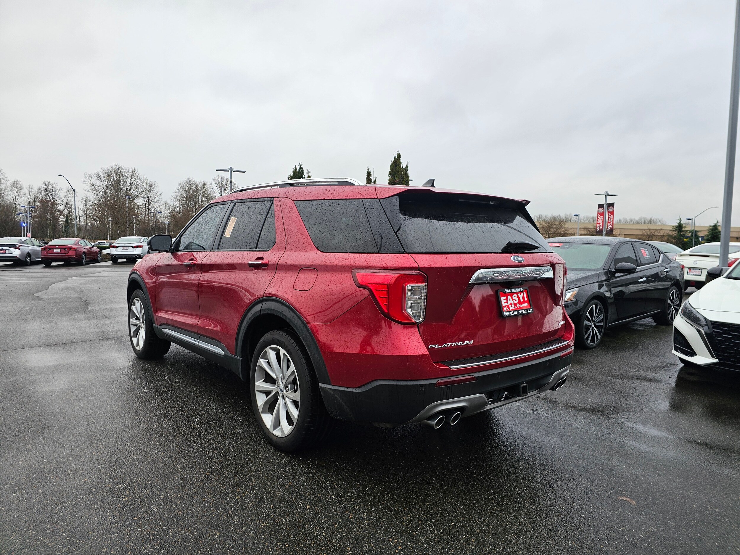 2022 Ford Explorer Platinum photo 3
